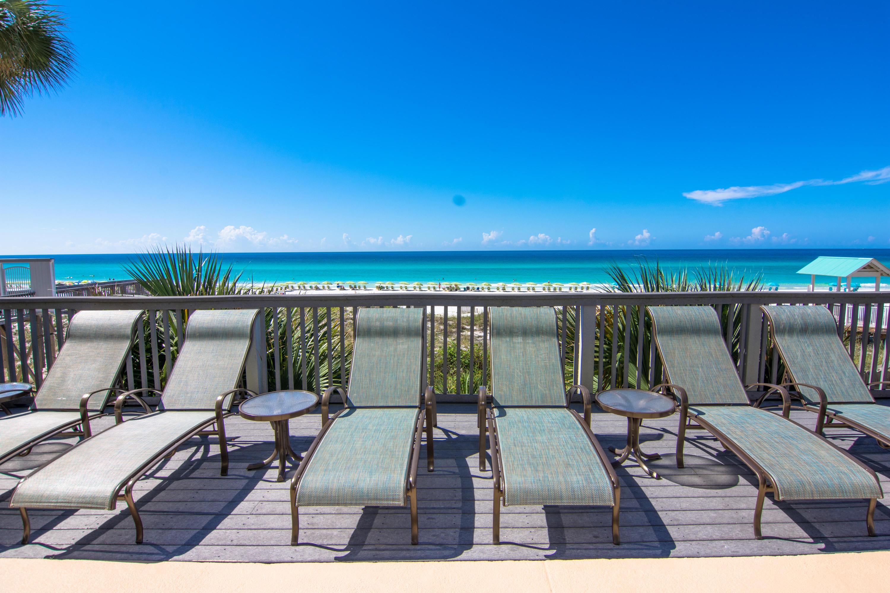 HIDDEN DUNES GRAND VILLAS - Residential