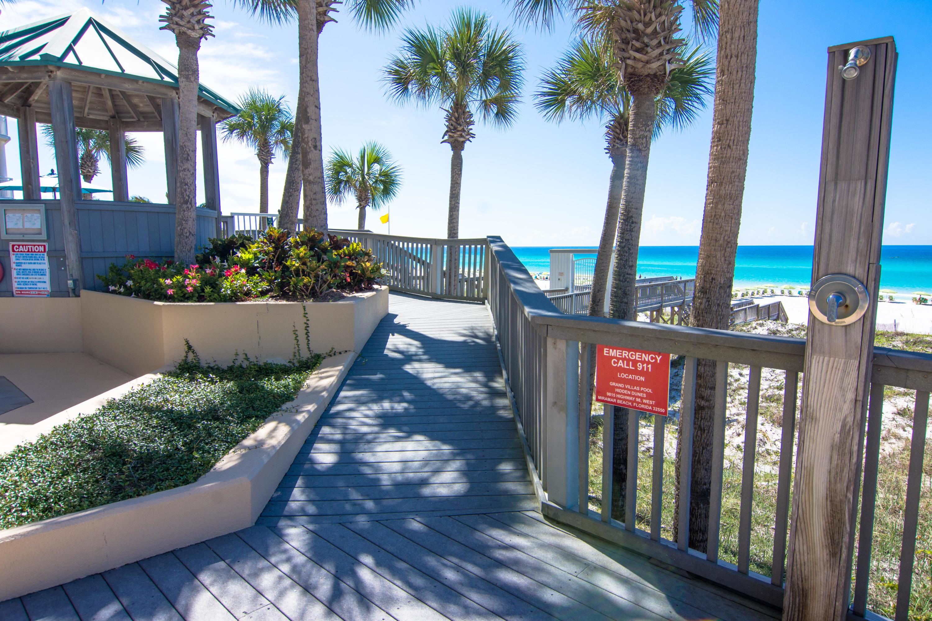 HIDDEN DUNES GRAND VILLAS - Residential