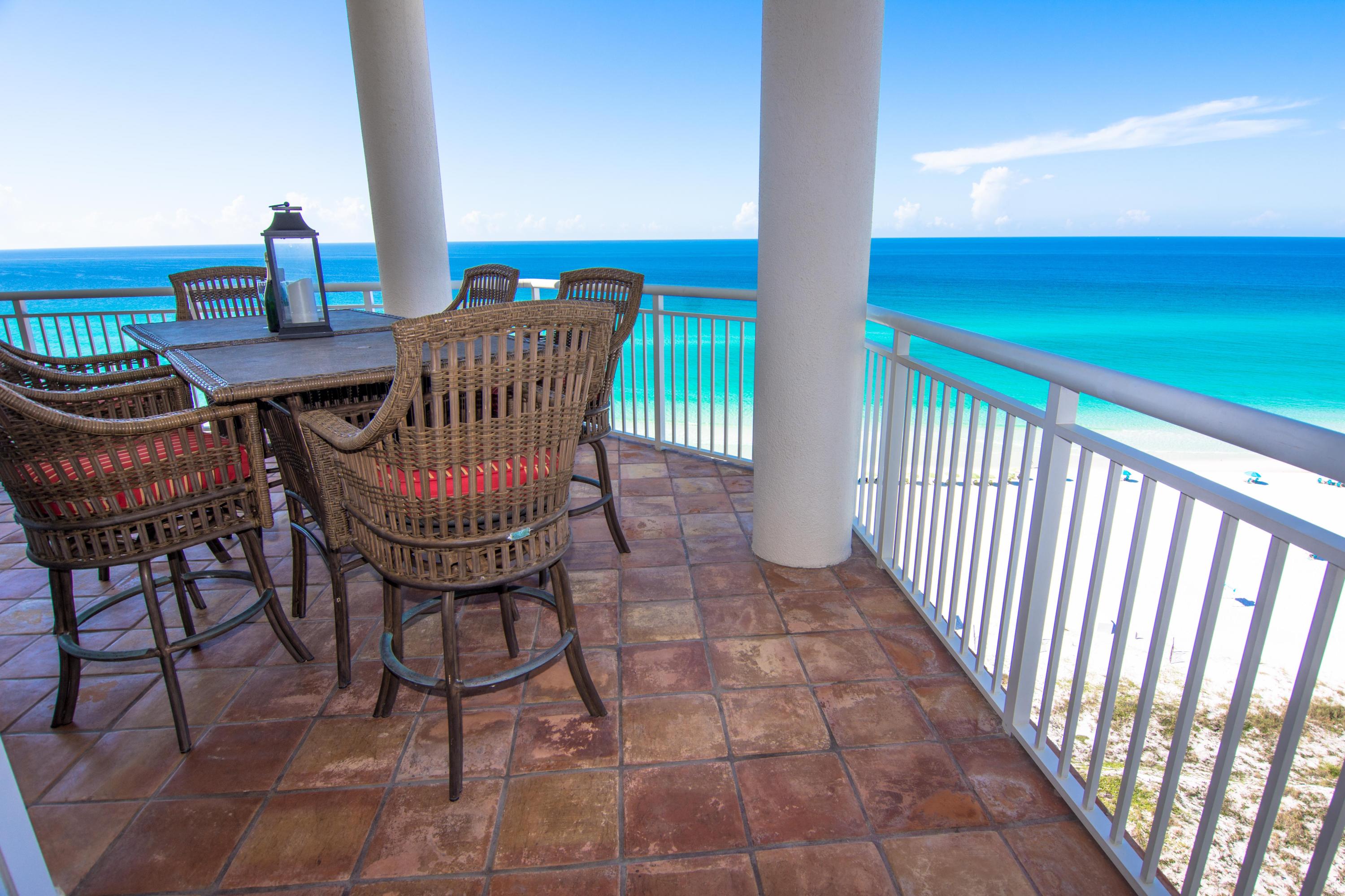HIDDEN DUNES GRAND VILLAS - Residential