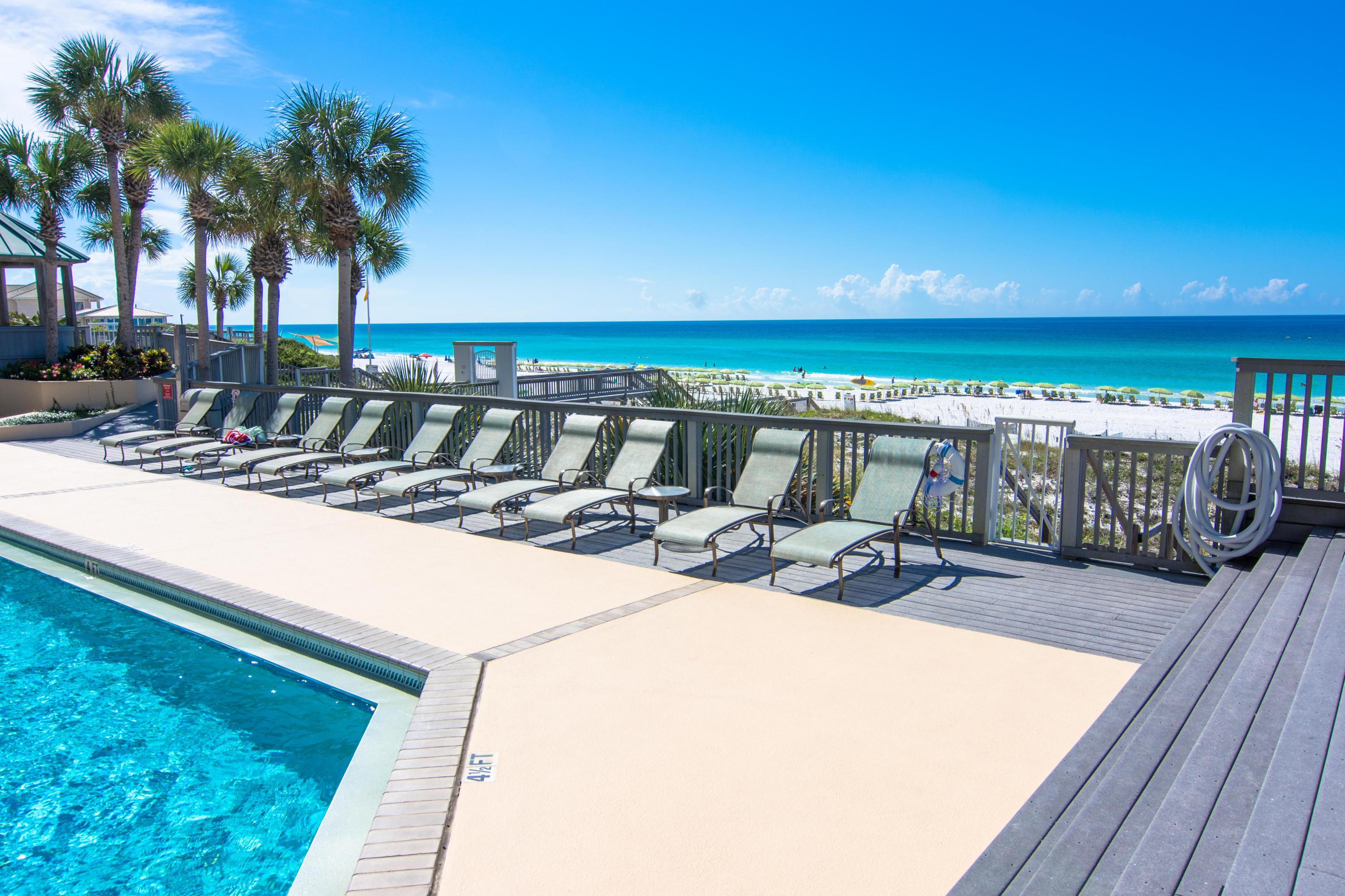 HIDDEN DUNES GRAND VILLAS - Residential