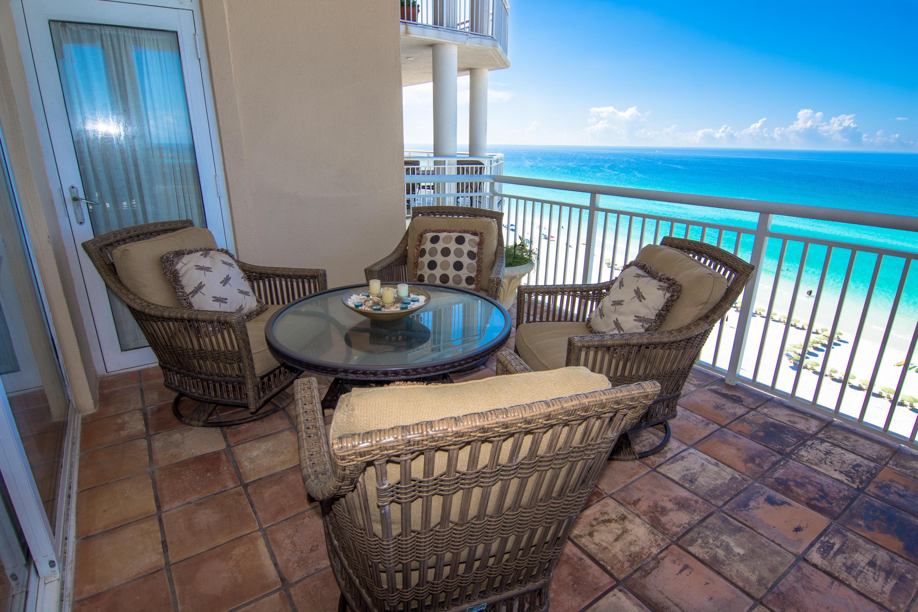 HIDDEN DUNES GRAND VILLAS - Residential