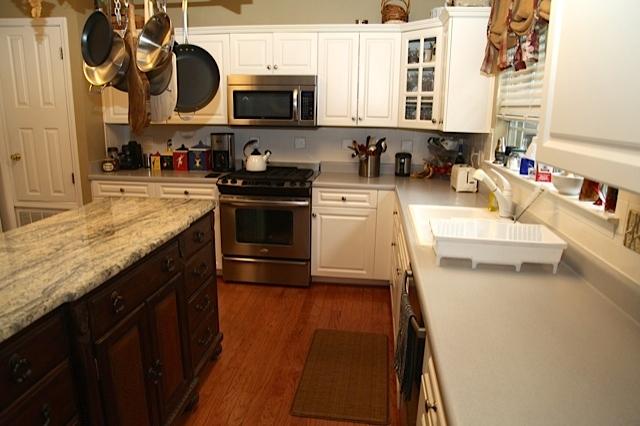 PARKWOOD ESTATES PH 5 - Residential Lease