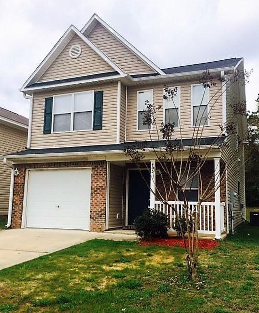 Do you need a ton of room but you have a limited budget? Stop and don't look any more, like new over 1800 sq.ft for under $140K!!! Comes with a home warranty and the seller also will pay some buyer's closing cost!!! Enormous size master suite with cathedral ceiling, a large walk-in-closet. The open floor plan offers living, dining room, kitchen with a pantry and built-in microwave. Kitchen and bathrooms have been upgraded to tile floors. Living area and dining area have been upgrade to laminate floor. Bedrooms are carpeted. Buyer/buyers agent to verify square footage and all pertinent information.