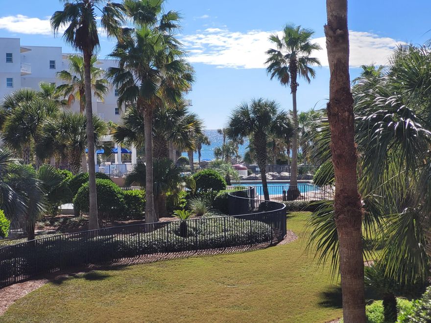 Rental machine with a view!
Base Rental income (not including taxes and fees)
2021:  $80,015 (3 weeks left in September & October)

2020: $66,160 (Covid 19 two months completely shut down)

2019: $80,245