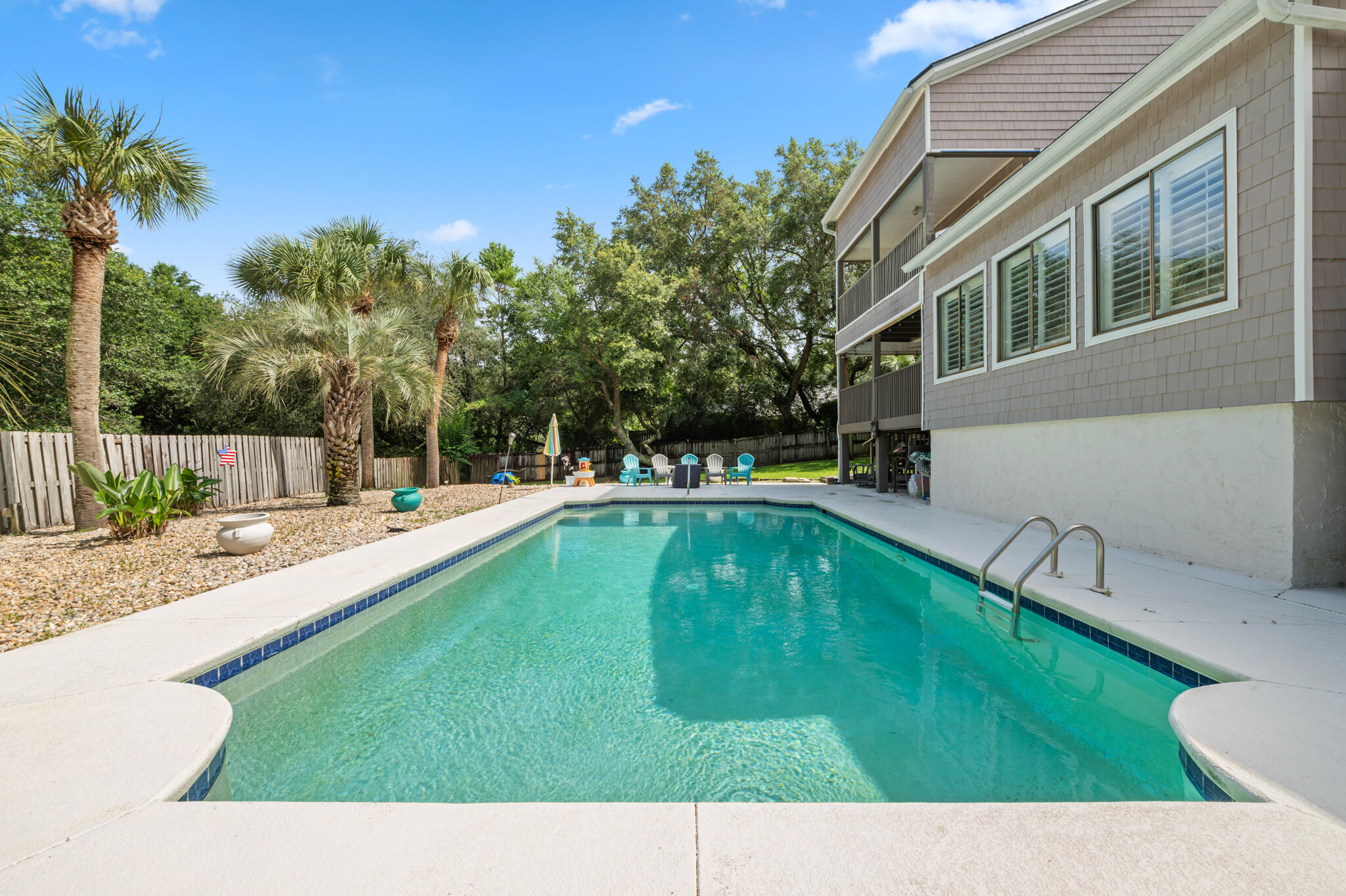 HIDDEN CREEK - Residential