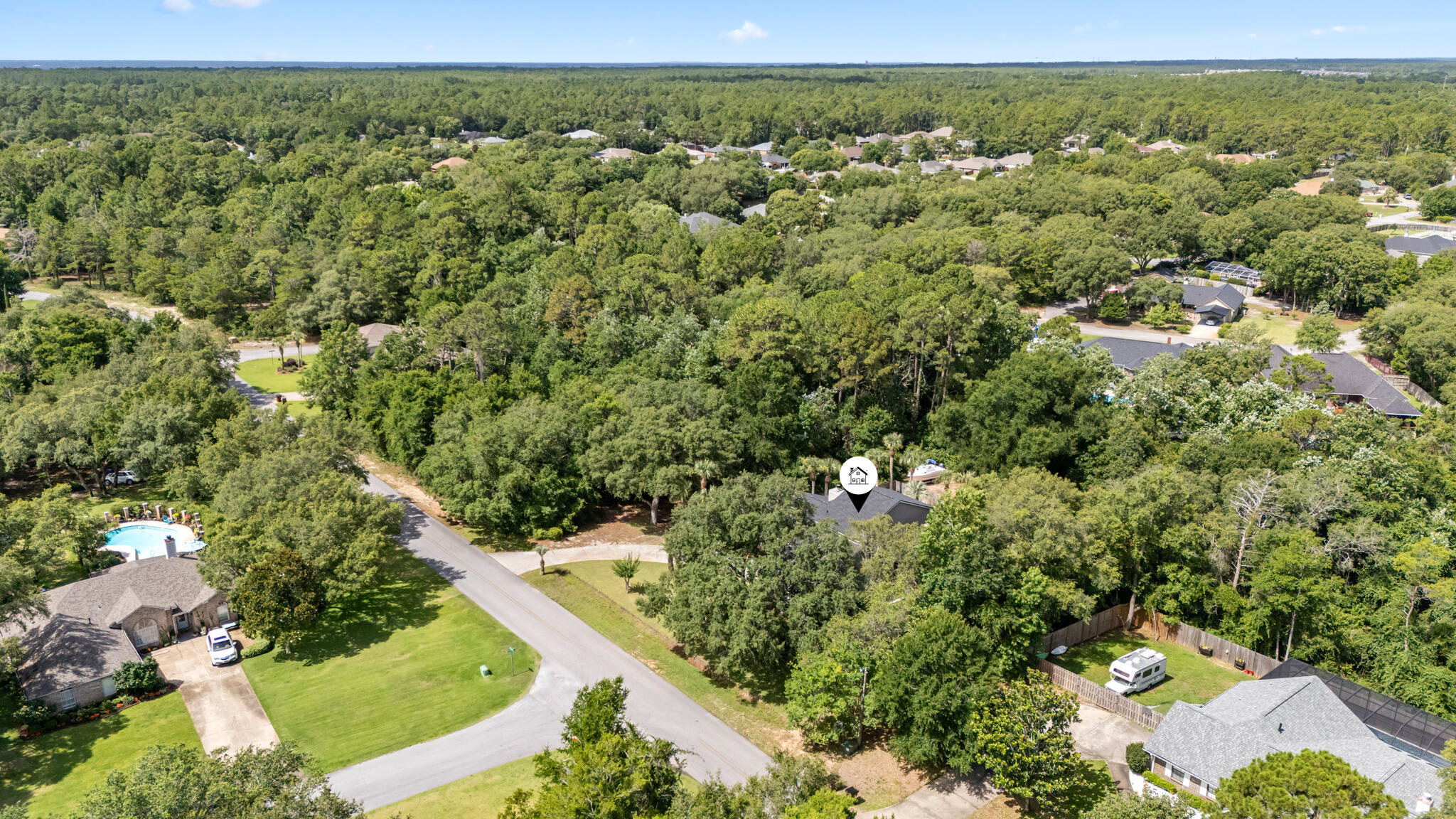 HIDDEN CREEK - Residential