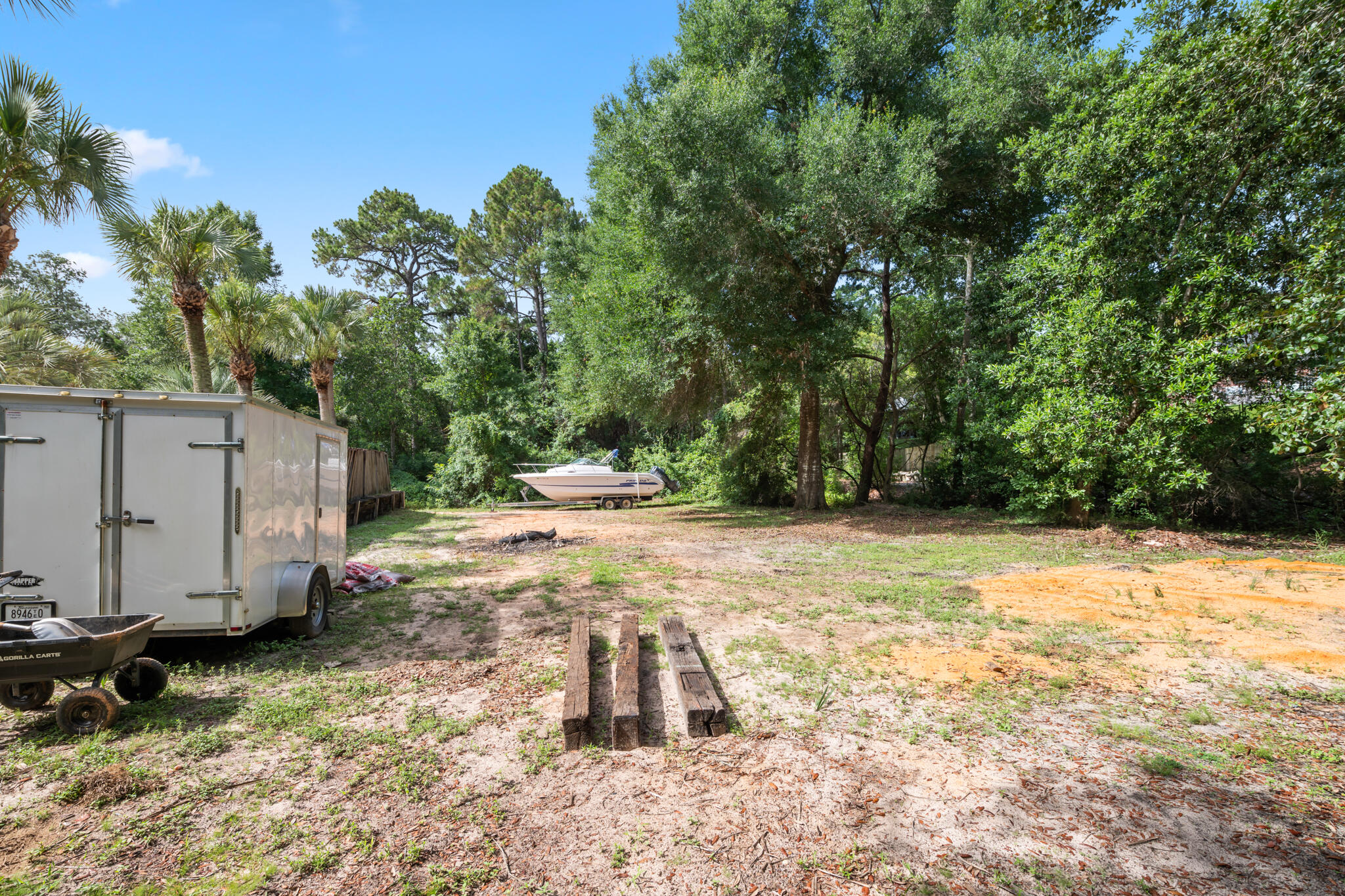 HIDDEN CREEK - Residential