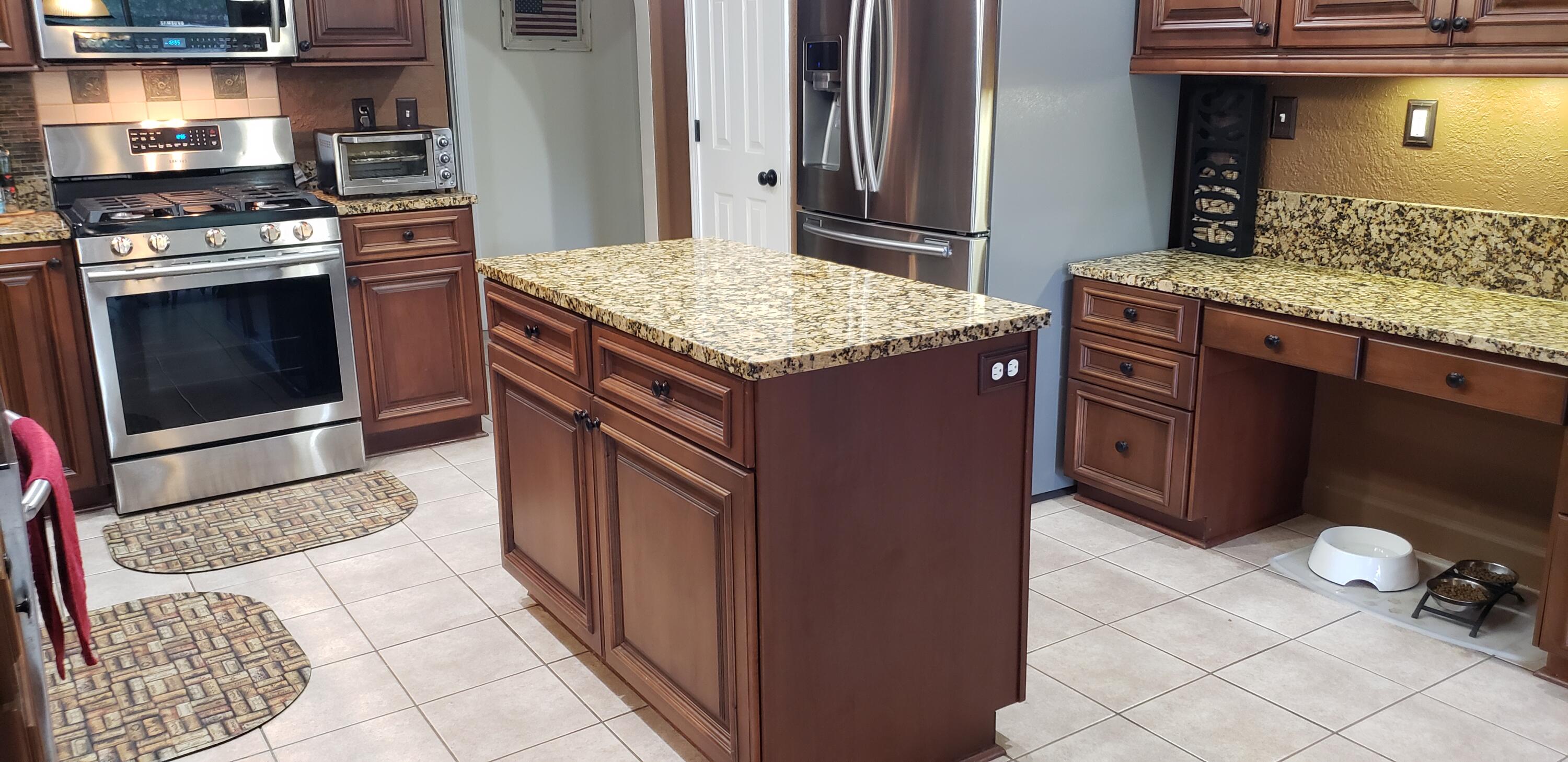 ROCKY BAYOU ESTATES 11A - Residential