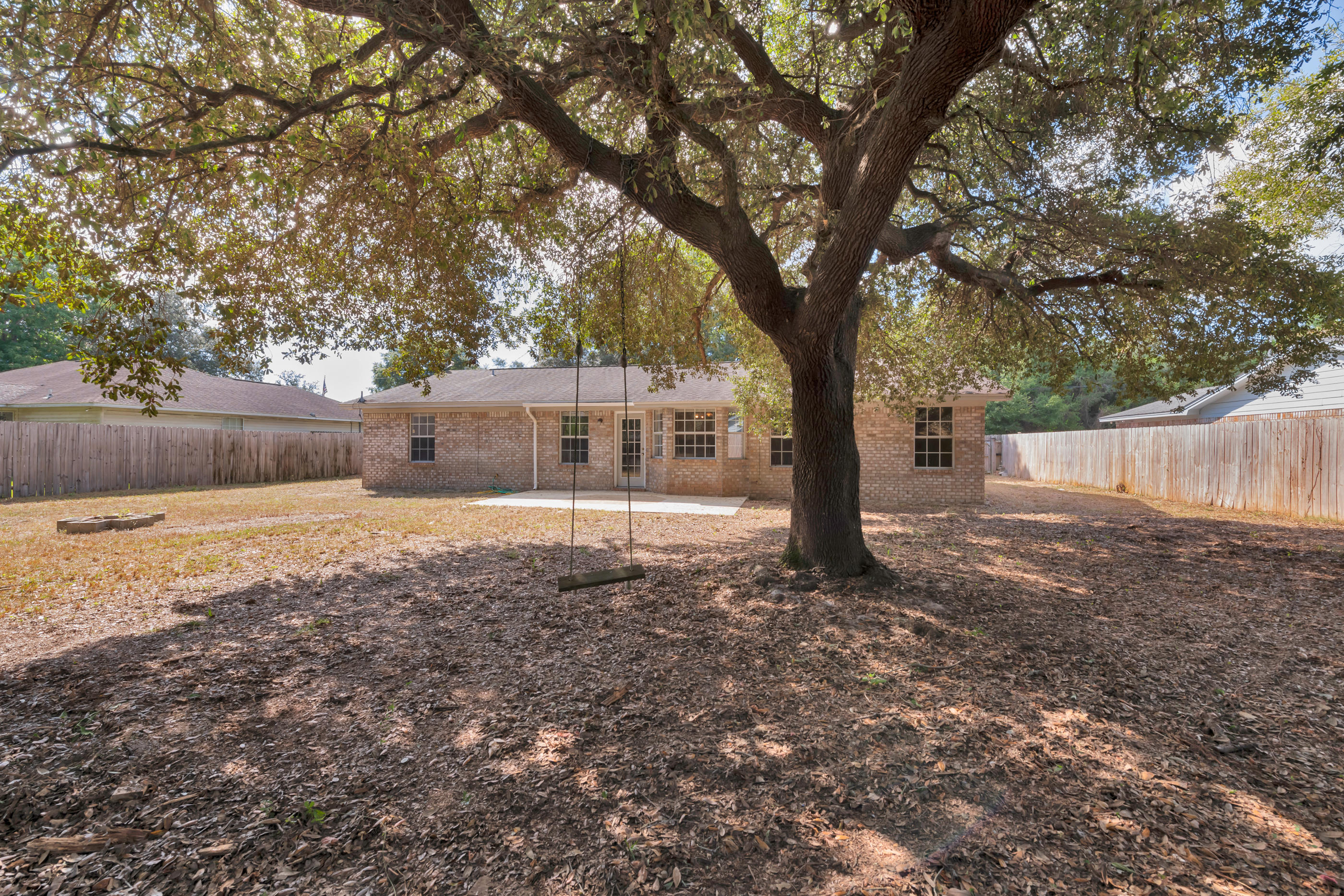 COUNTRY BREEZE ESTATES - Residential