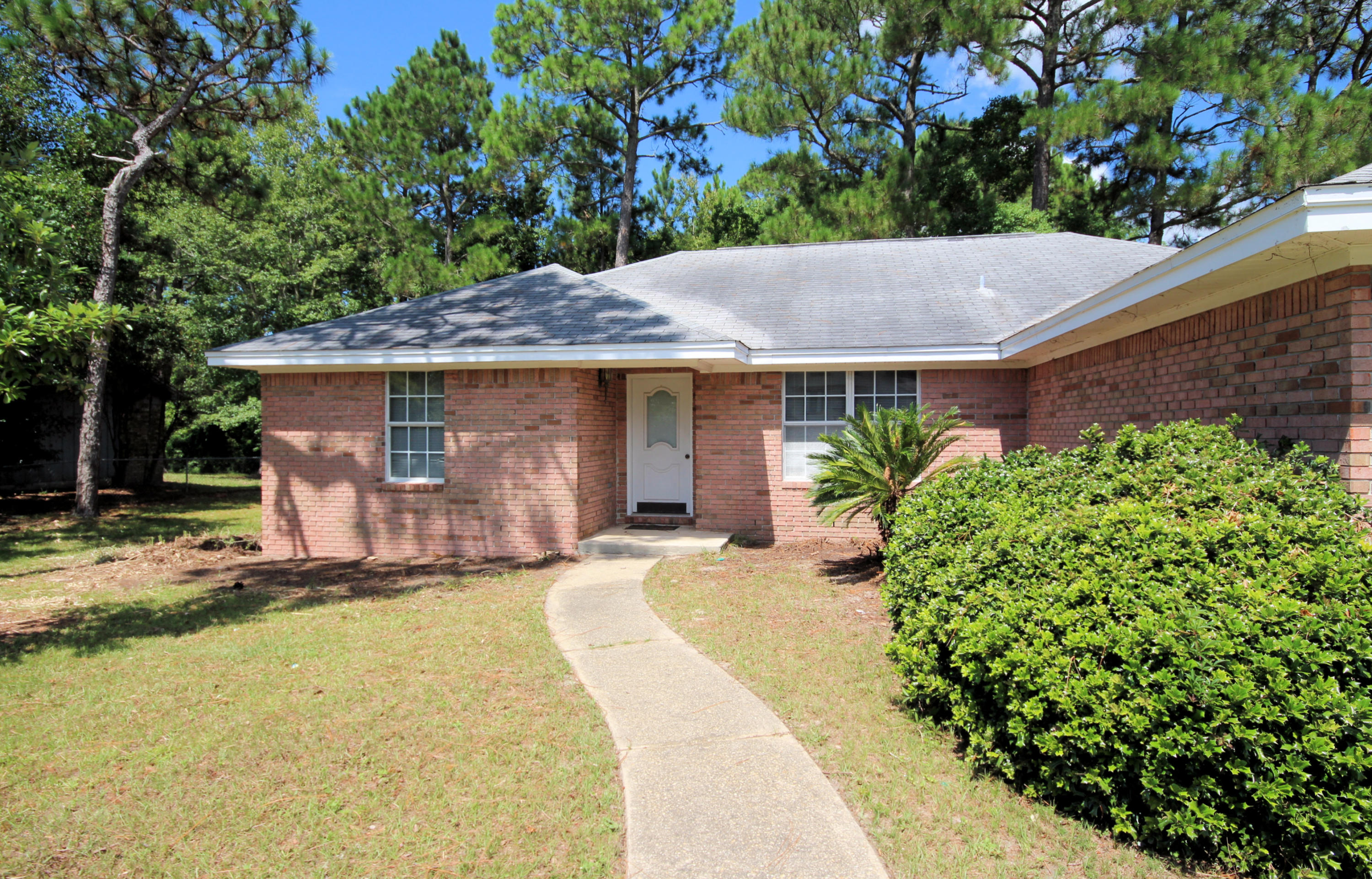 CHATEAU PRES DE LA MER - Residential