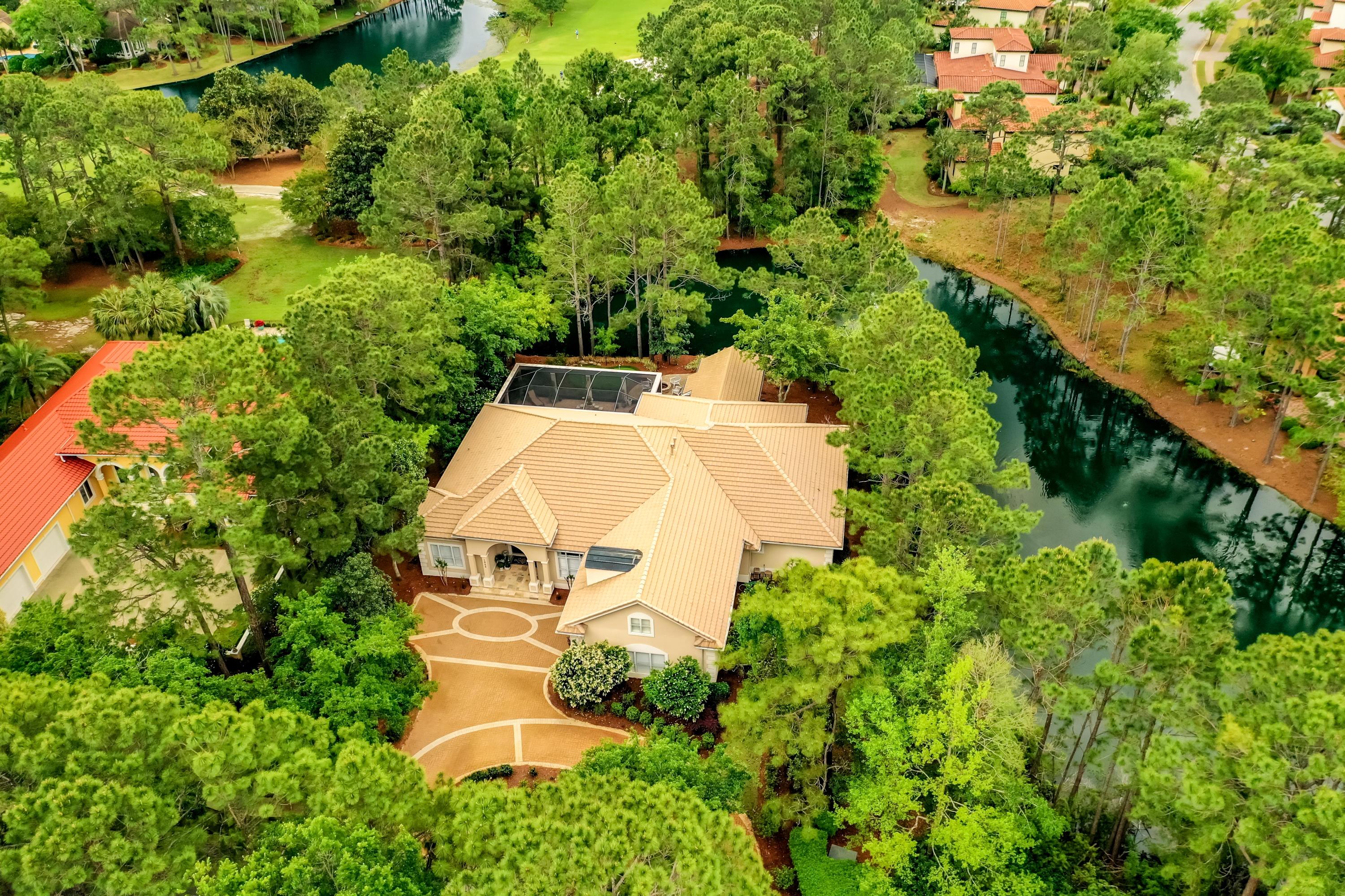 Baytowne Ave - Residential