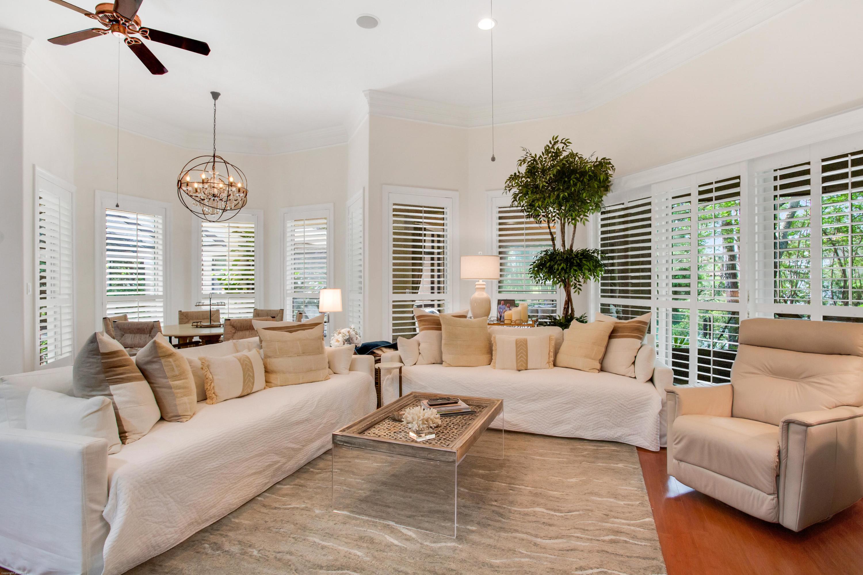 Baytowne Ave - Residential