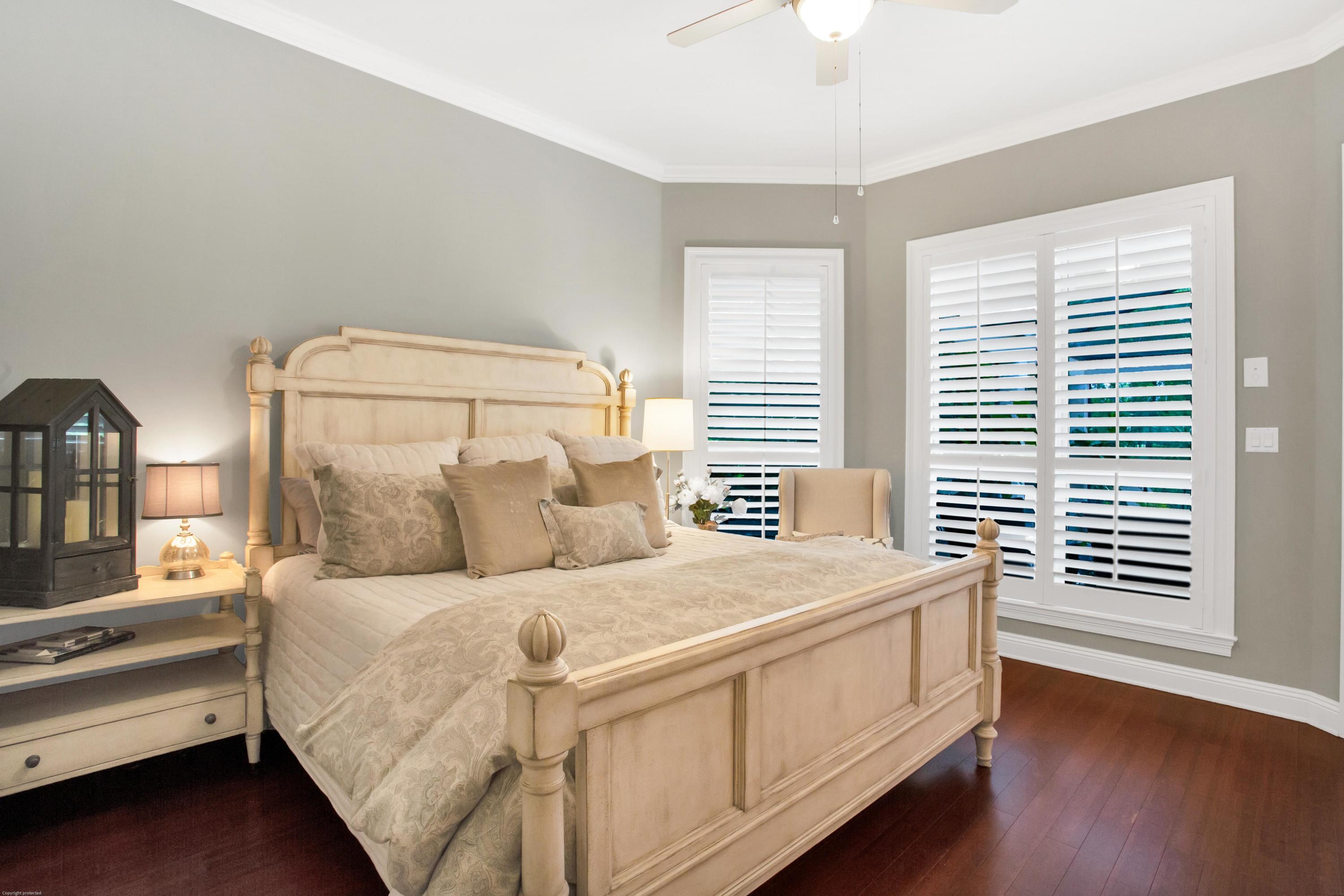 Baytowne Ave - Residential