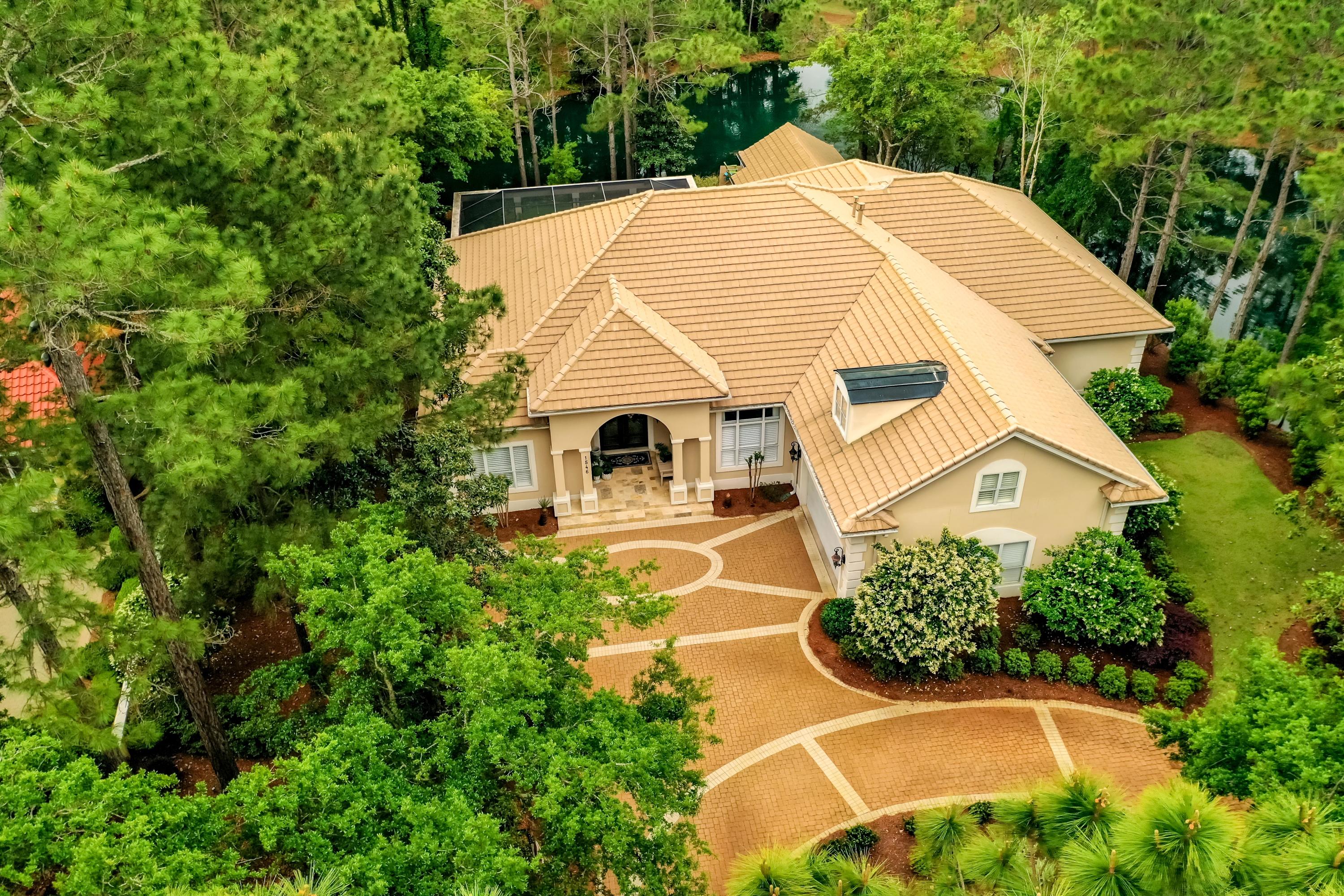 Baytowne Ave - Residential