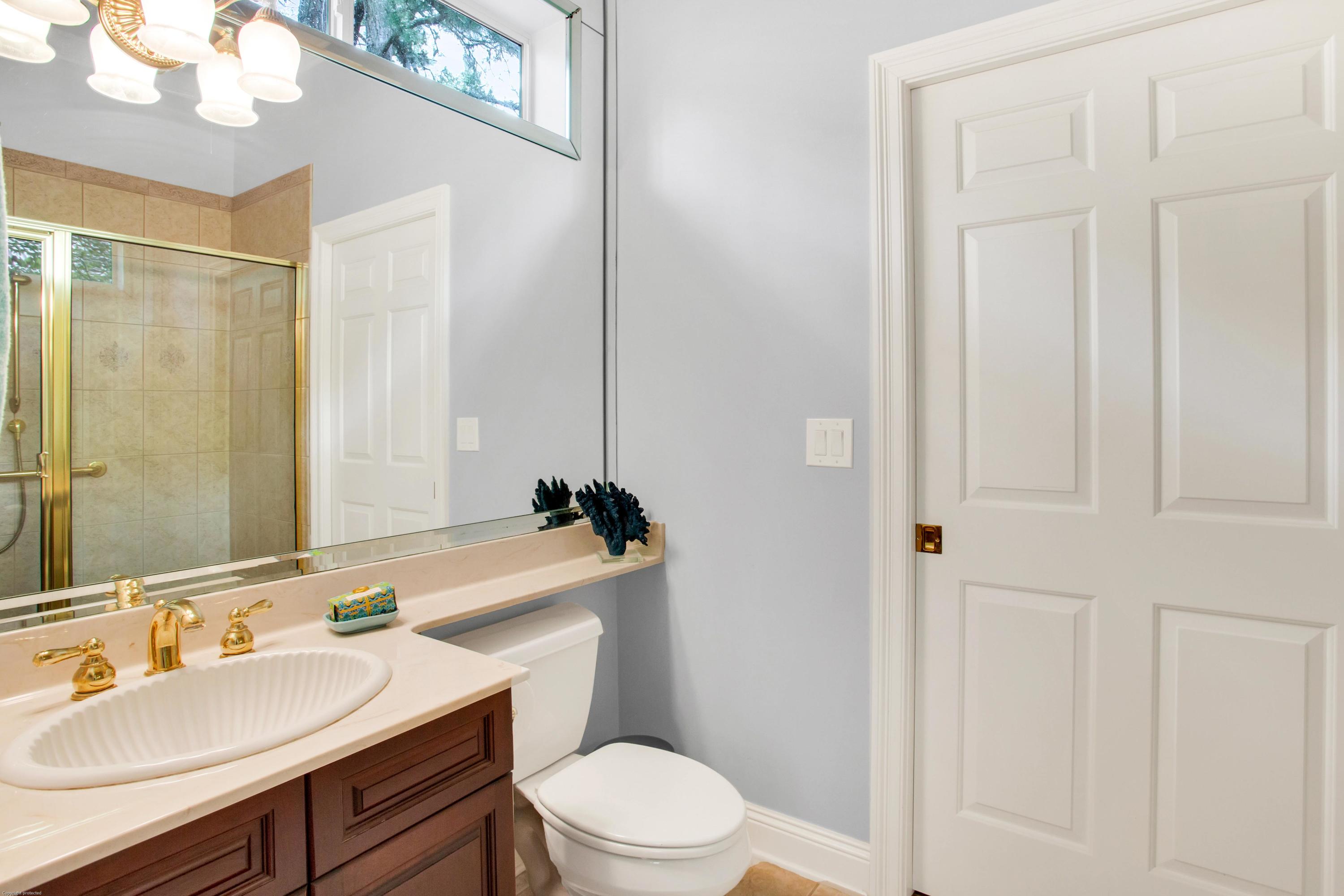 Baytowne Ave - Residential