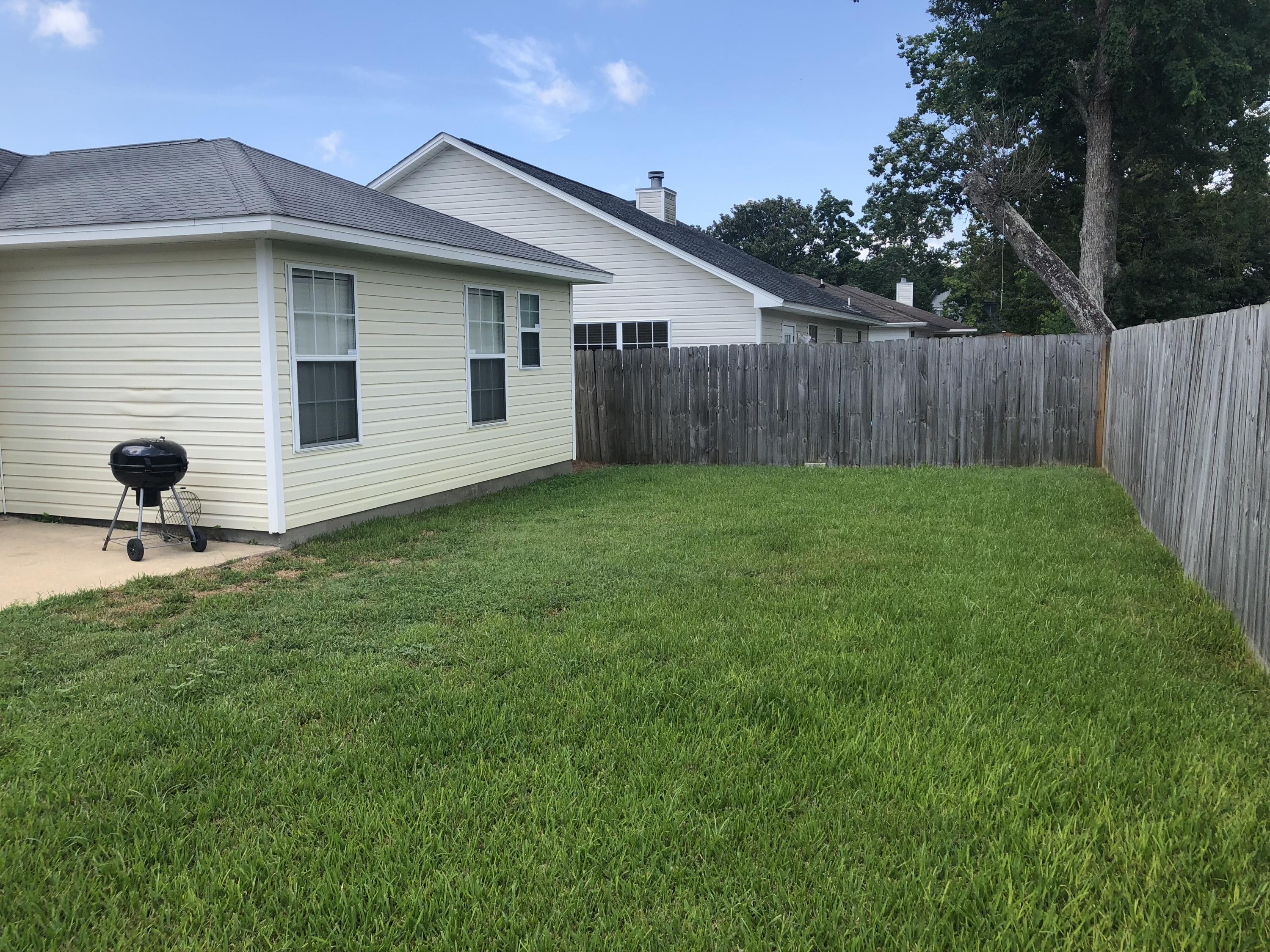 BENT TREE S/D LOT 15 BLK A - Residential