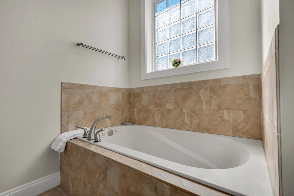 CRESCENT BEACH UNIT 1 - Residential