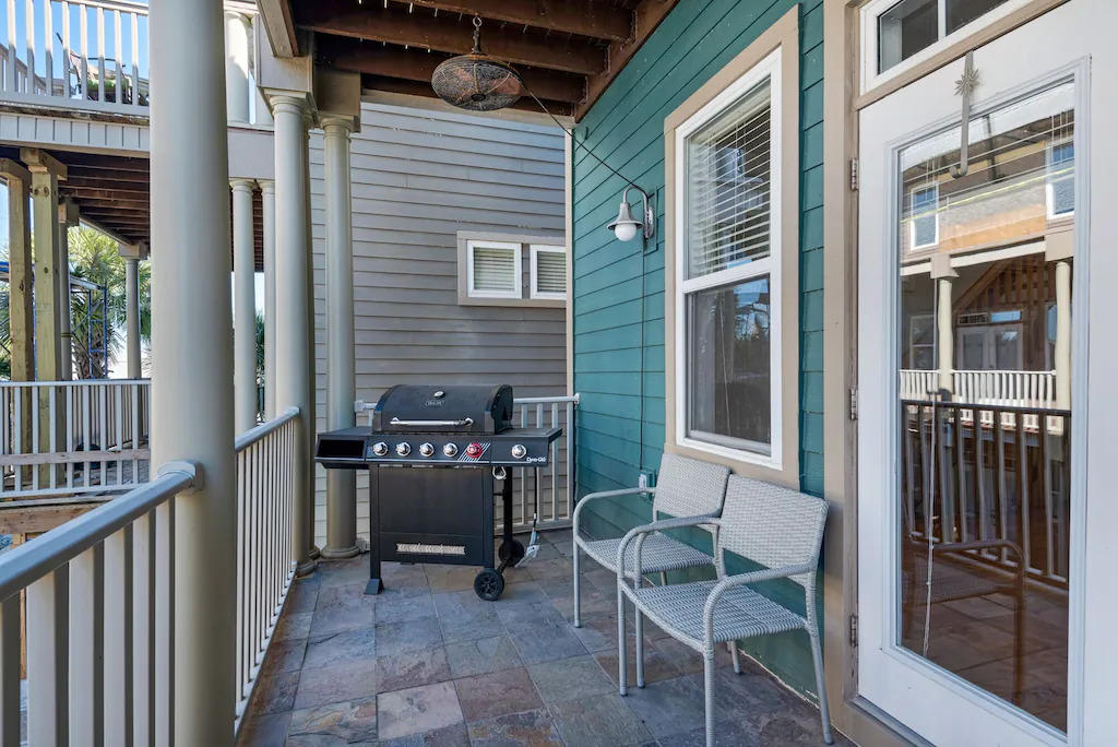 CRESCENT BEACH UNIT 1 - Residential