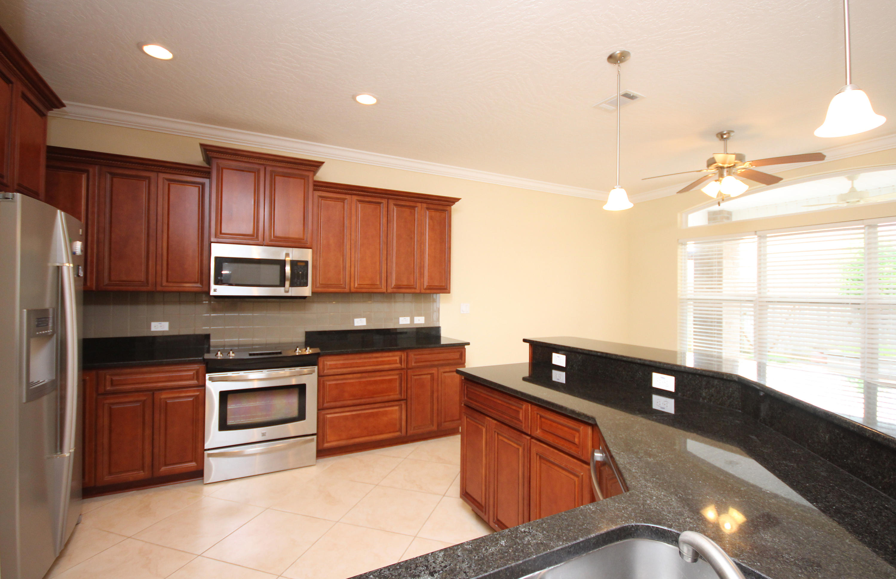 BRIDGEPORT COLONY - Residential