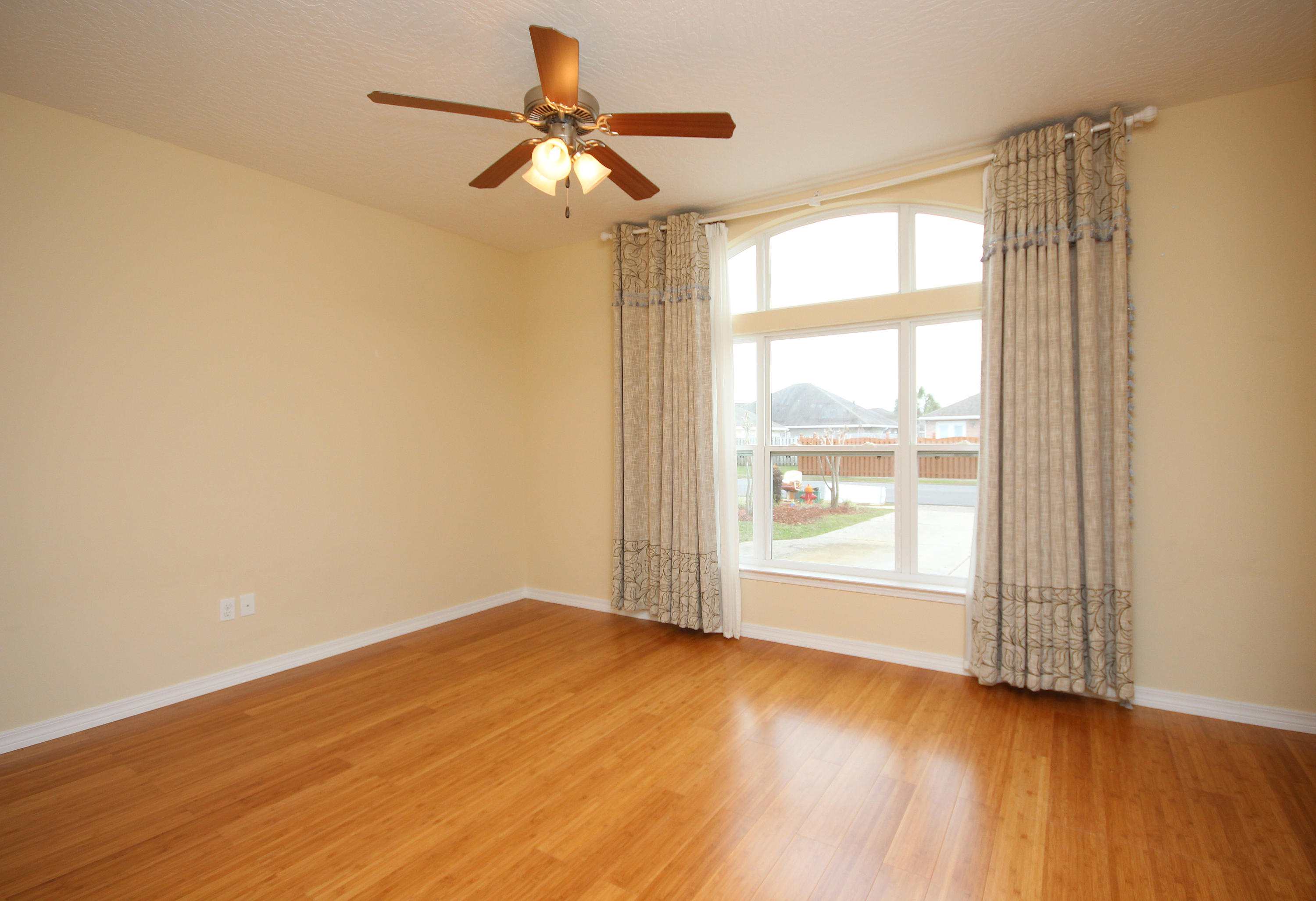 BRIDGEPORT COLONY - Residential