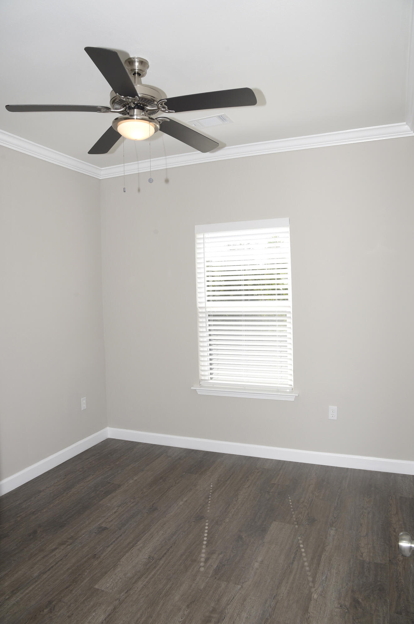 STABLE LANES - Residential Lease