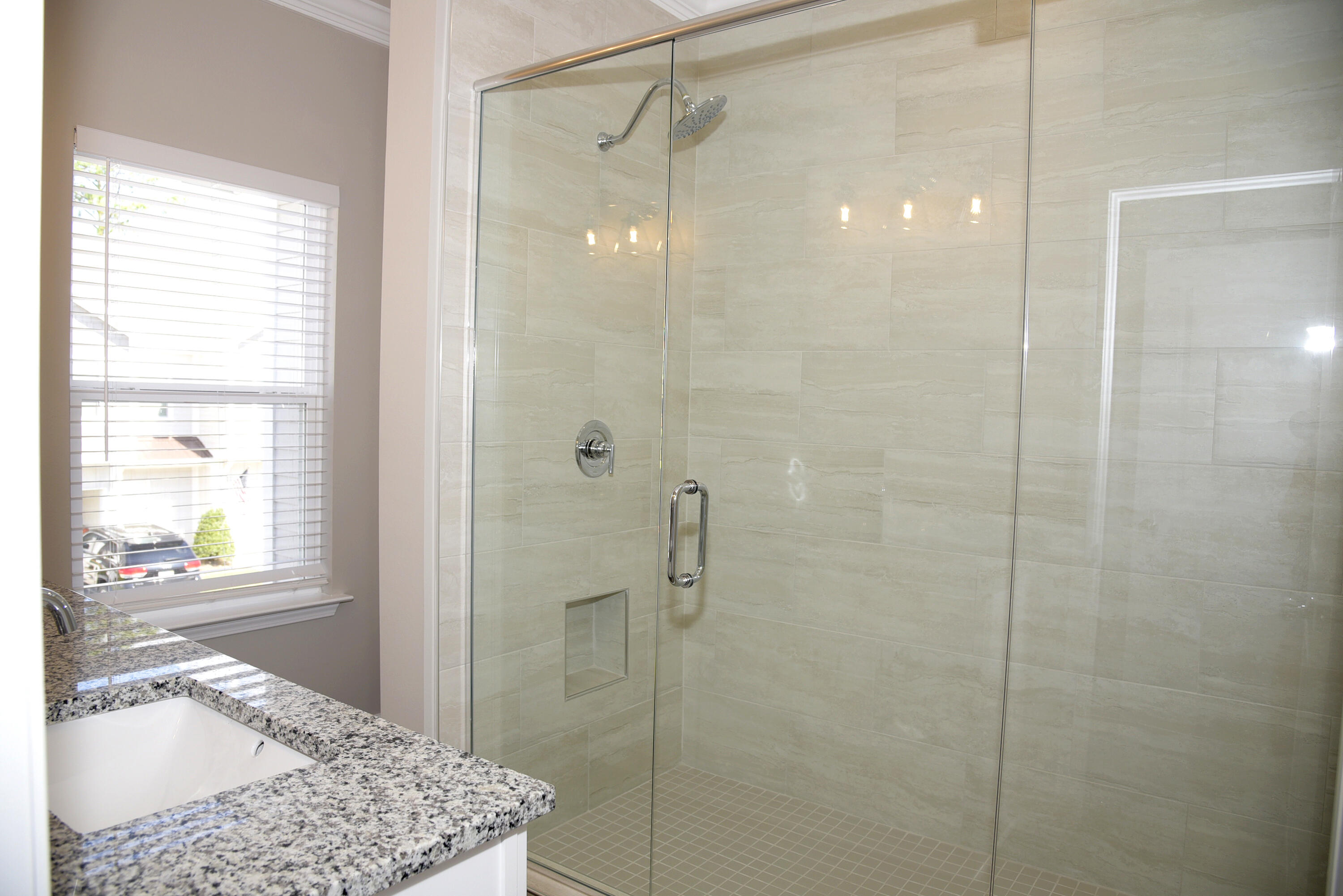 STABLE LANES - Residential Lease