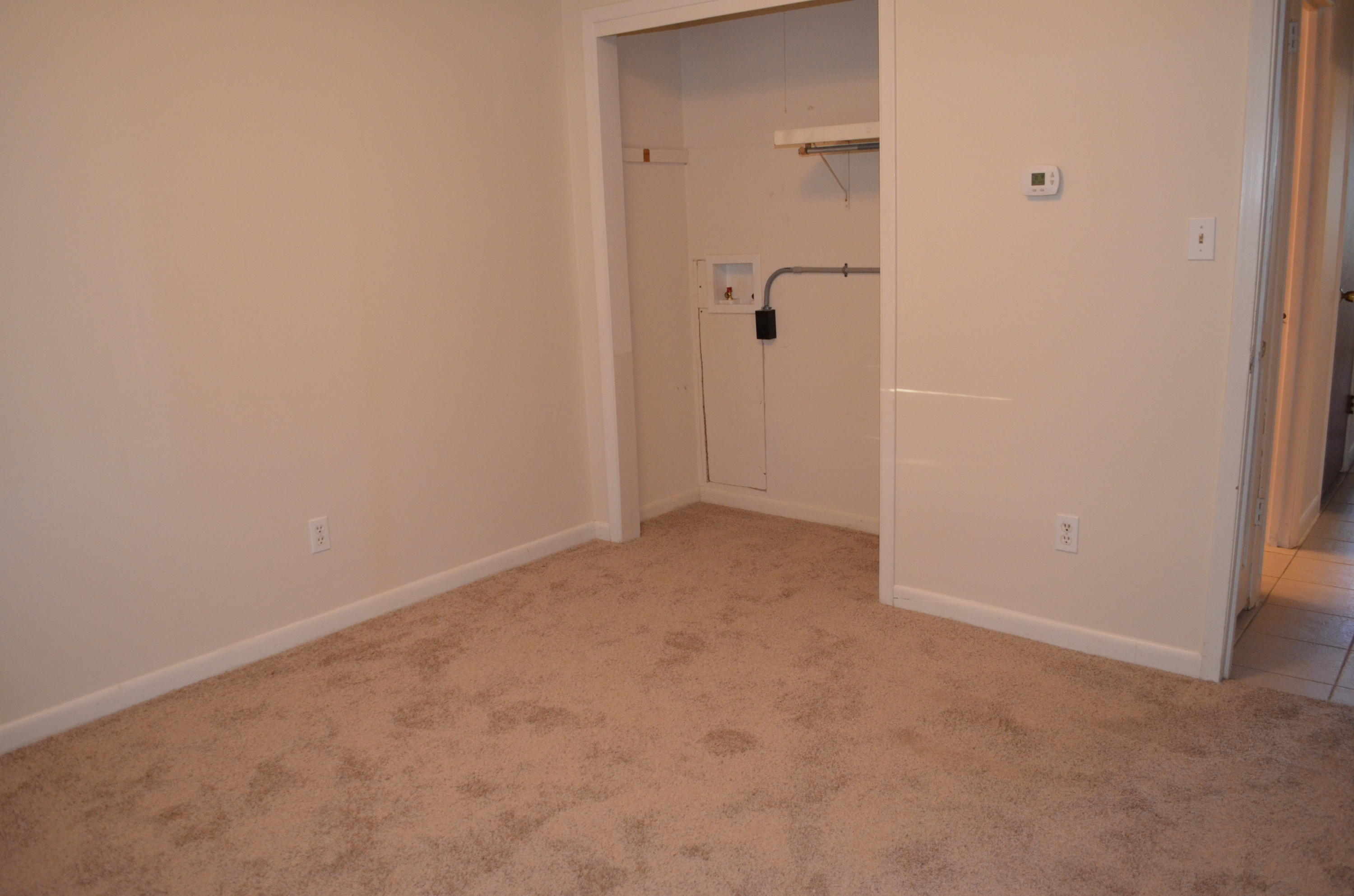 BAYVIEW WATERS CONDO - Residential Lease