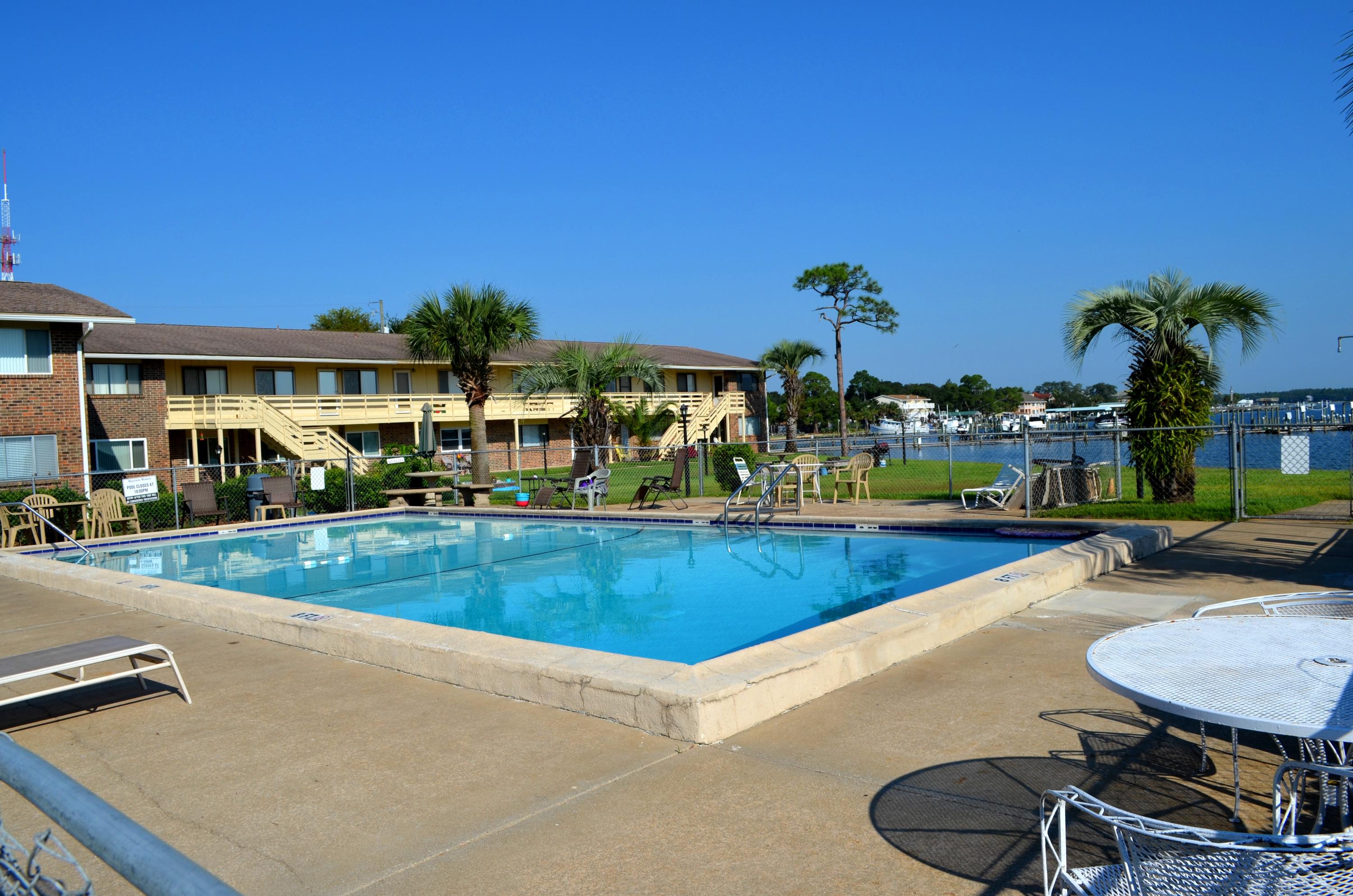 BAYVIEW WATERS CONDO - Residential Lease