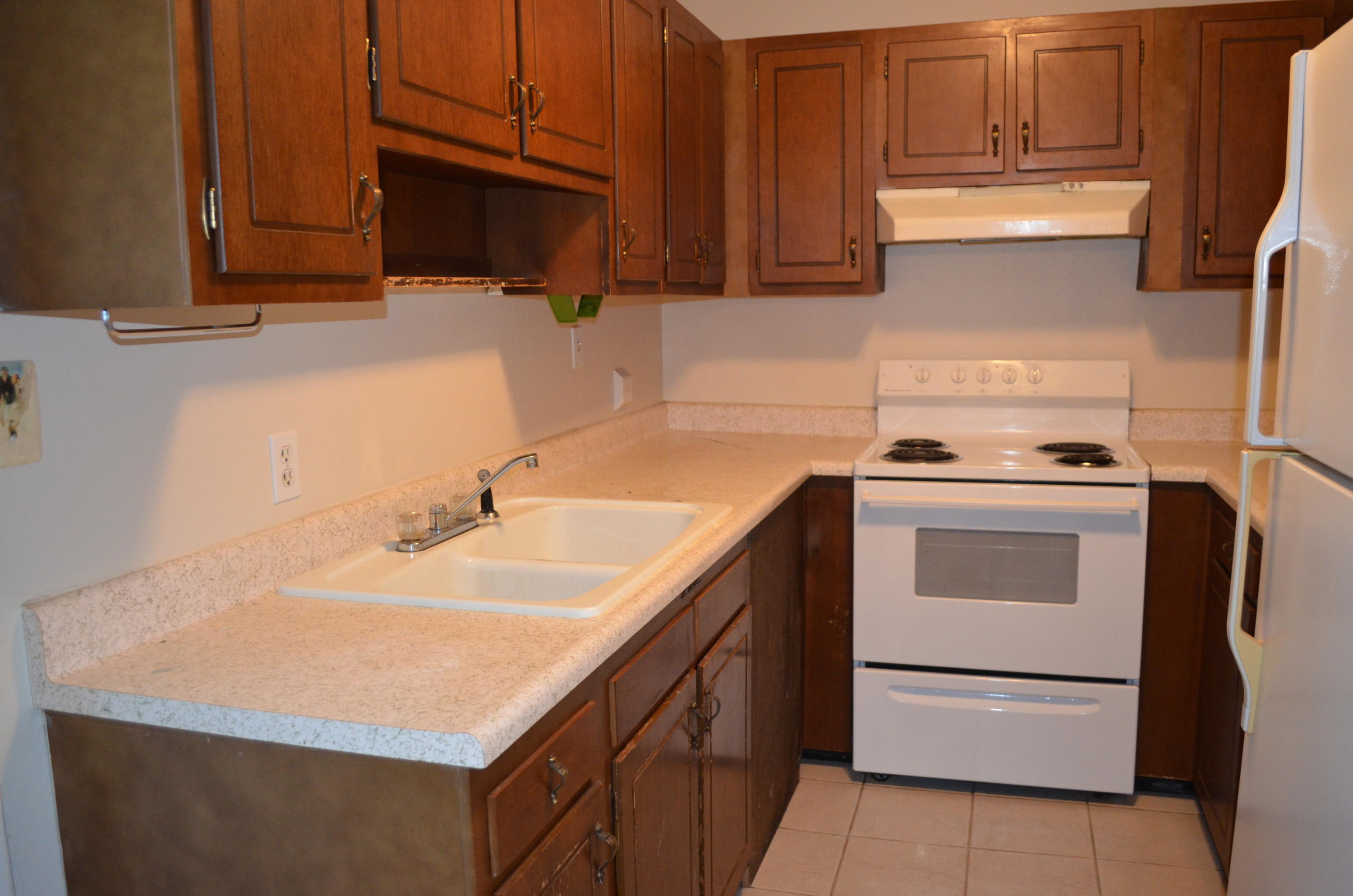 BAYVIEW WATERS CONDO - Residential Lease