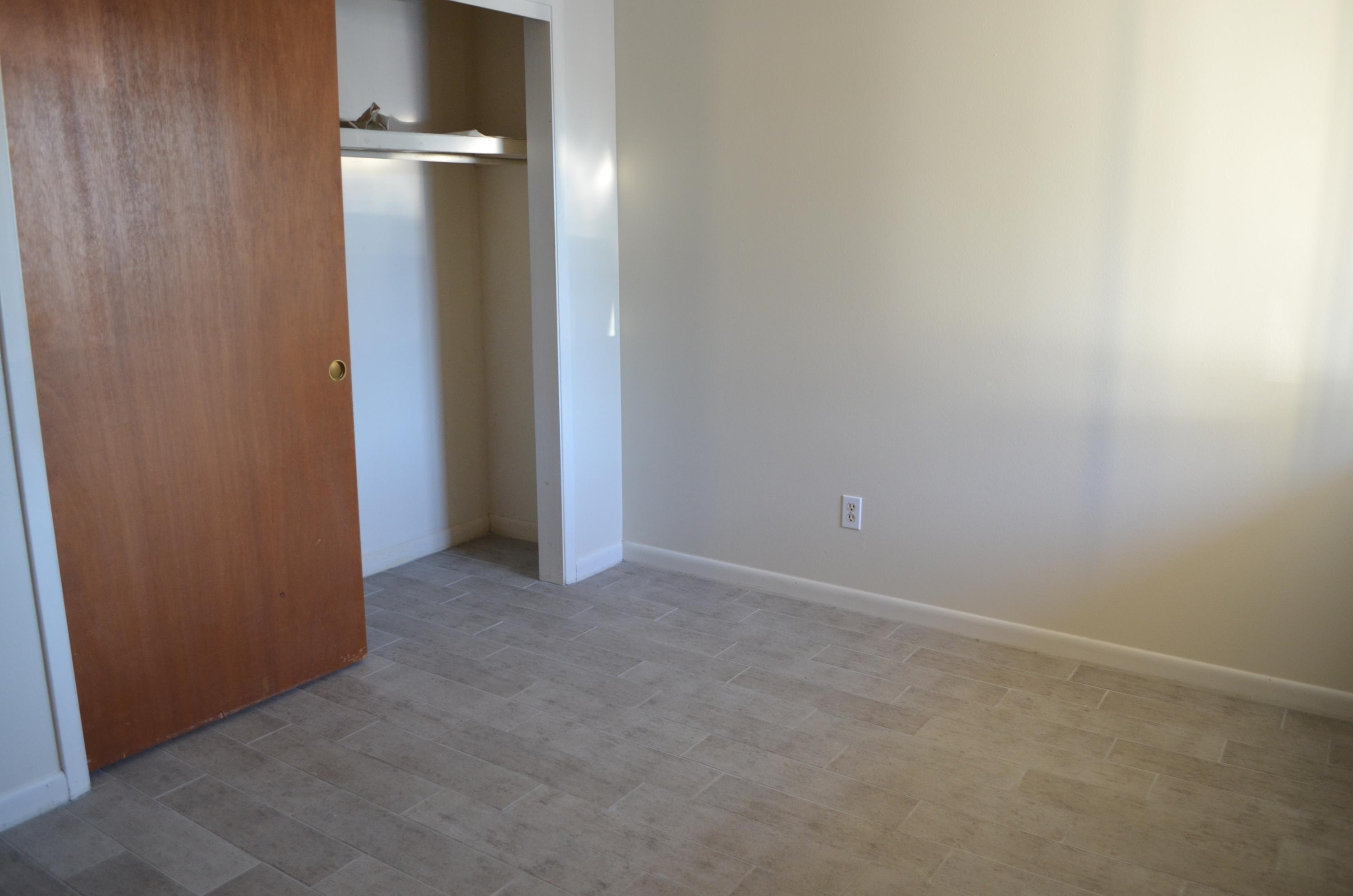 BAYVIEW WATERS CONDO - Residential Lease