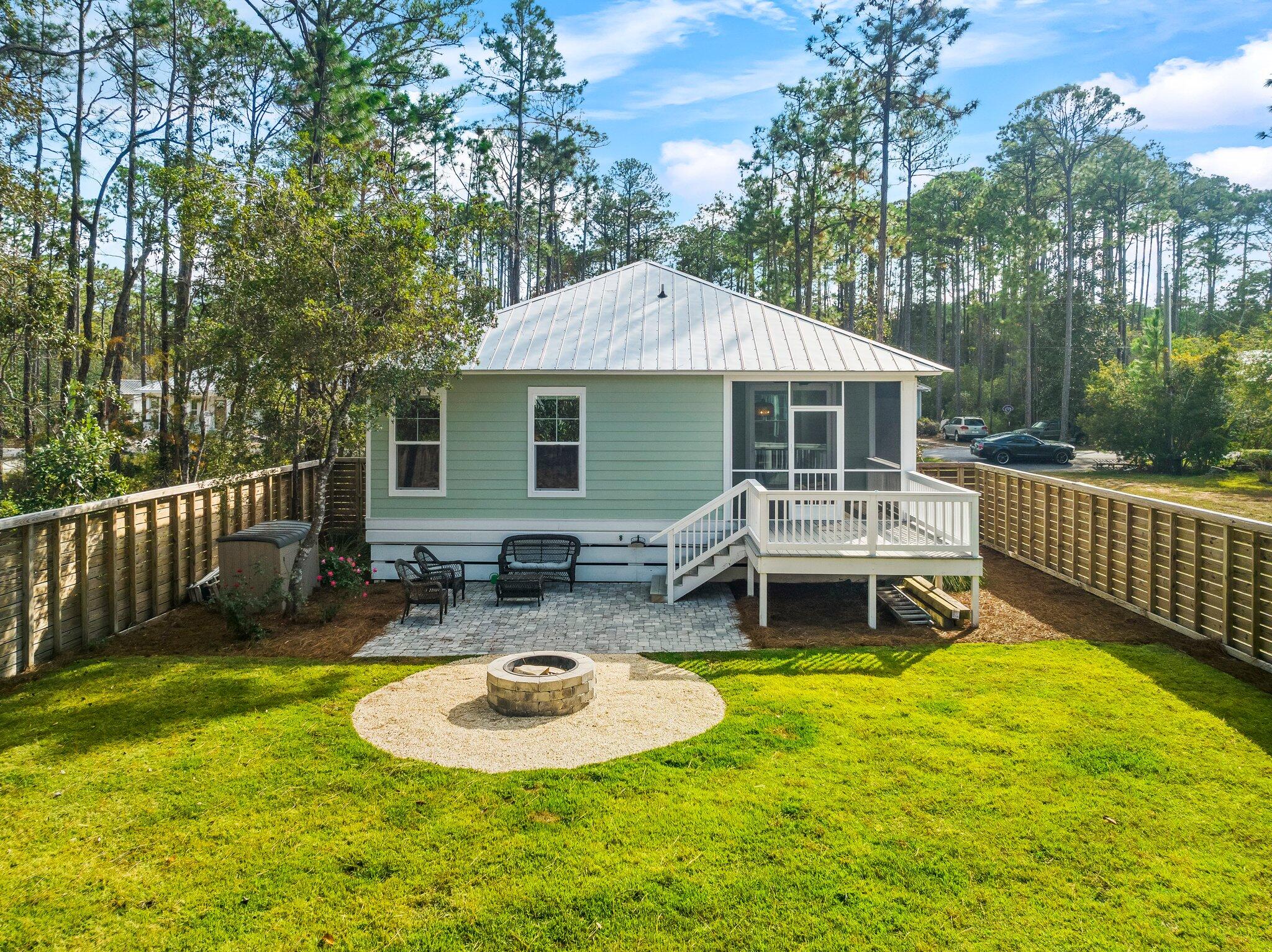 MAGNOLIA BEACH - Residential Lease