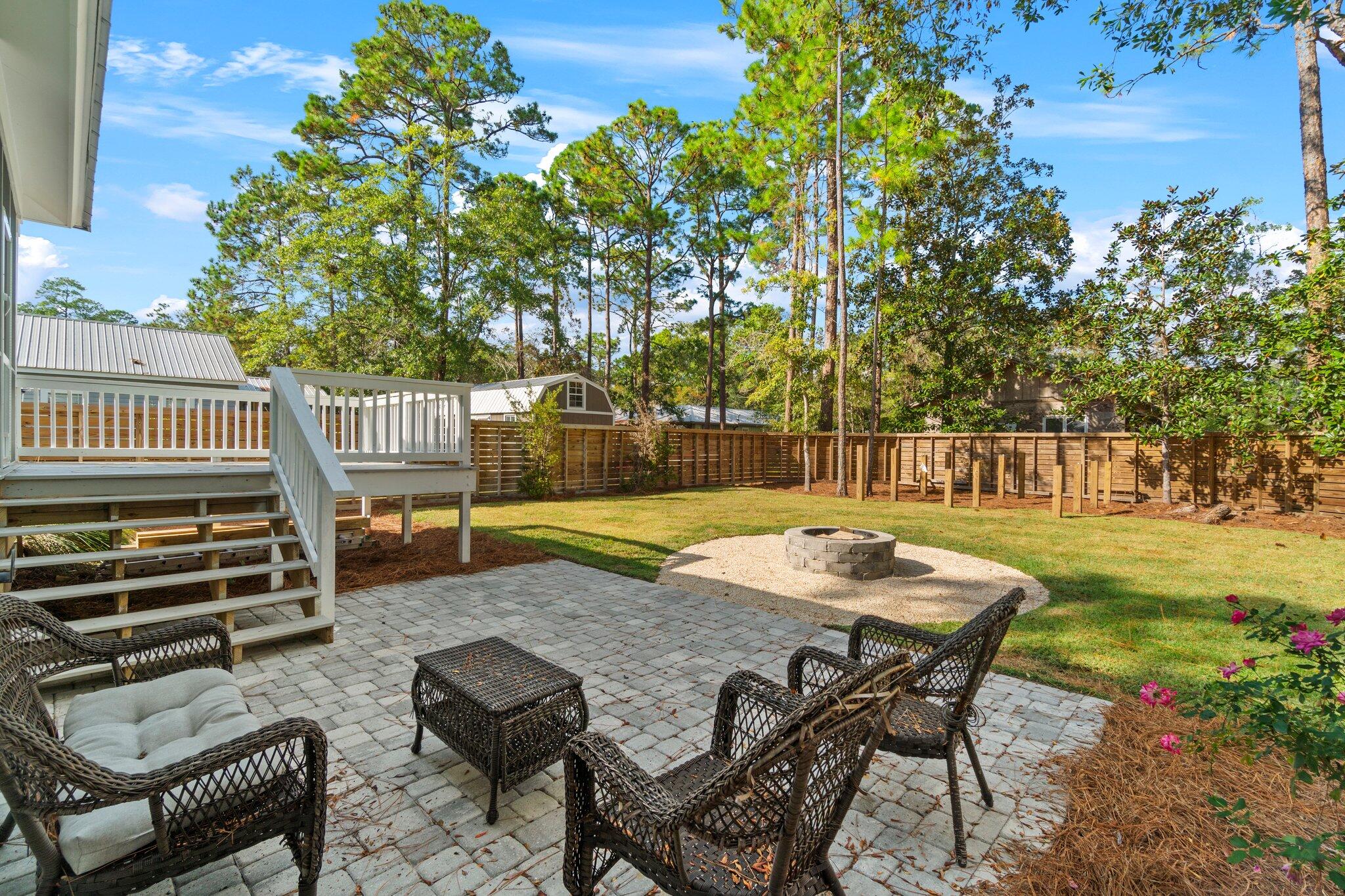 MAGNOLIA BEACH - Residential Lease