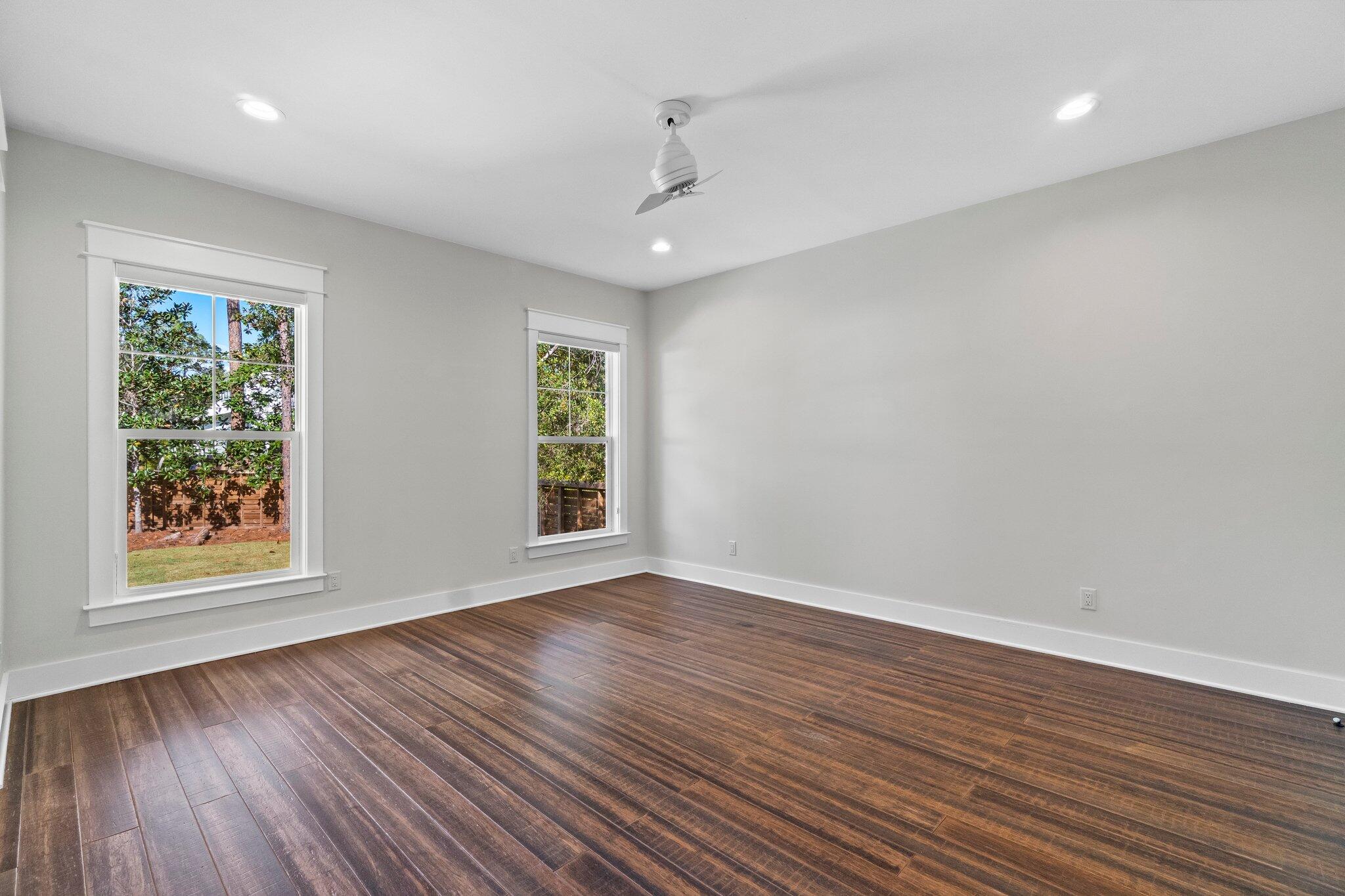 MAGNOLIA BEACH - Residential Lease