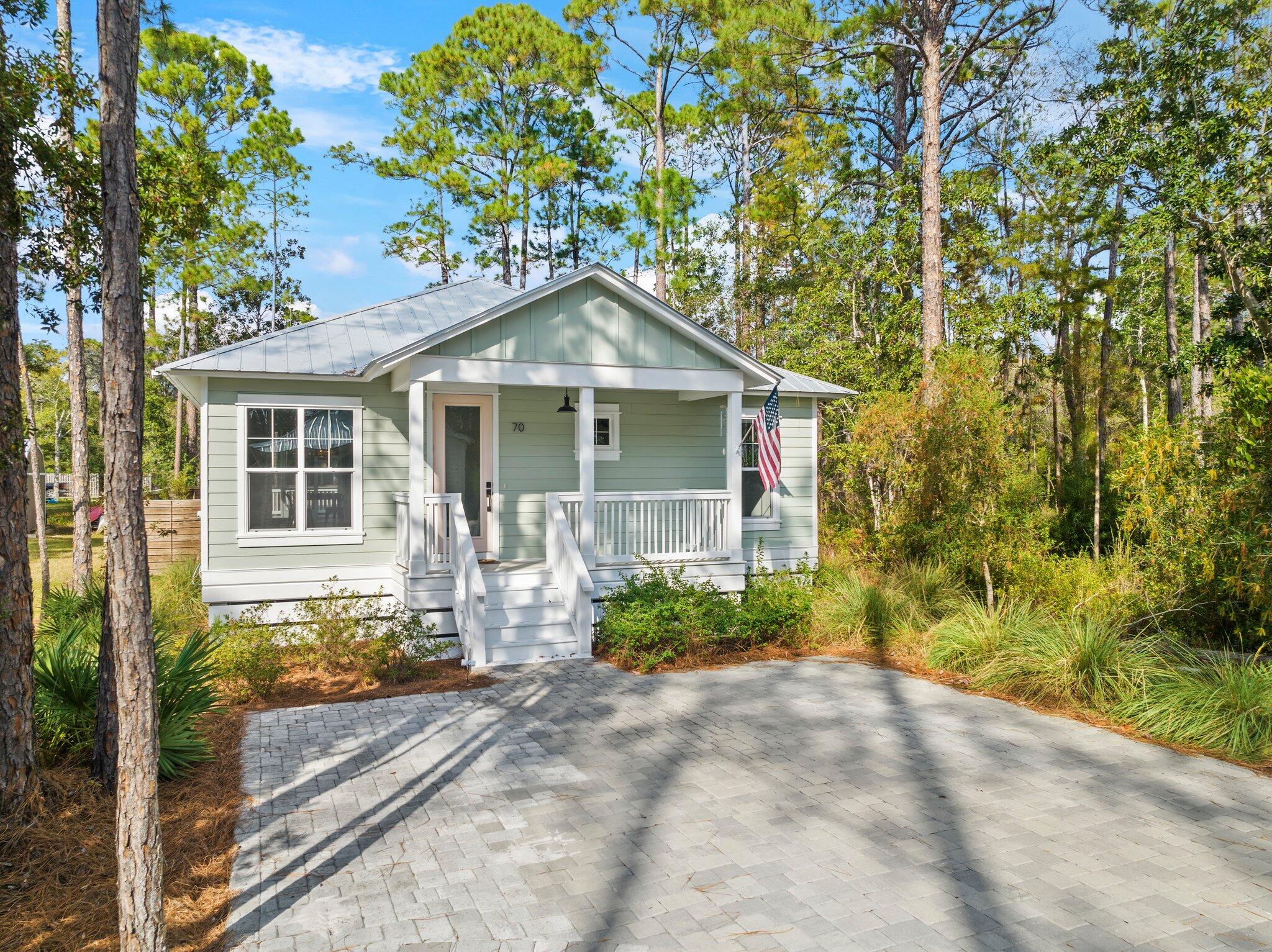 MAGNOLIA BEACH - Residential Lease