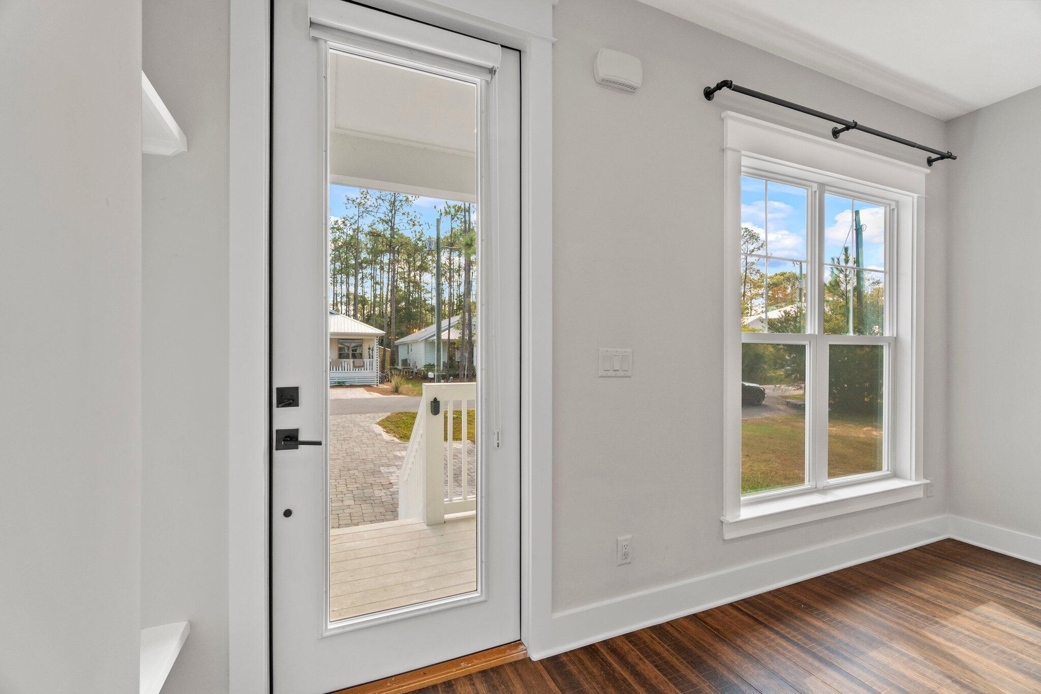 MAGNOLIA BEACH - Residential Lease