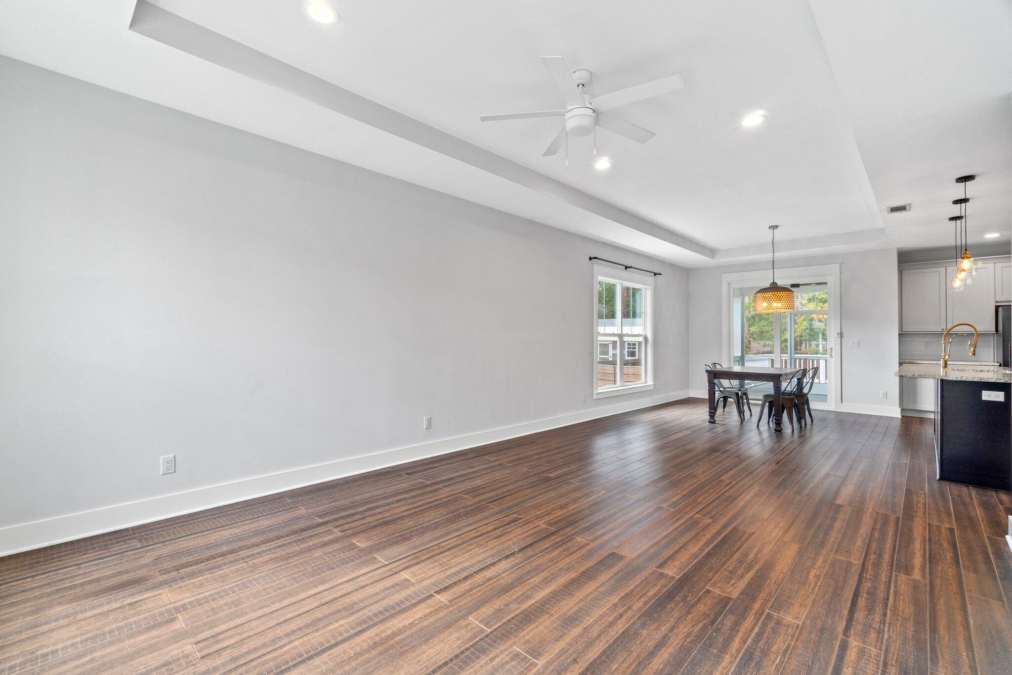 MAGNOLIA BEACH - Residential Lease