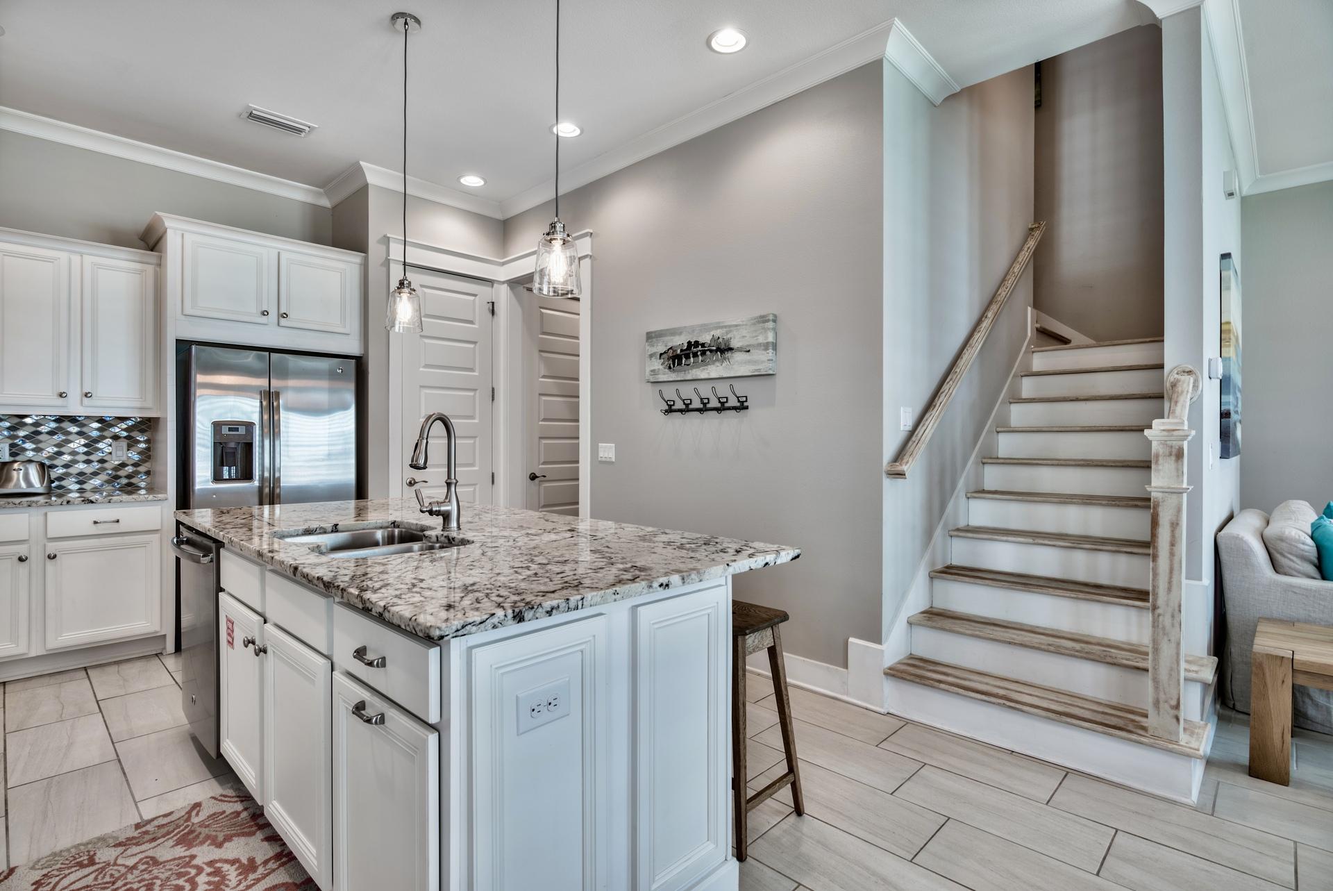 PROMINENCE - Residential