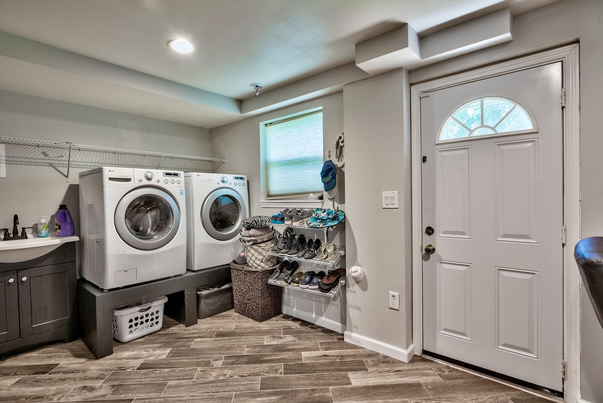 CALHOUN S/D TO DESTIN - Residential