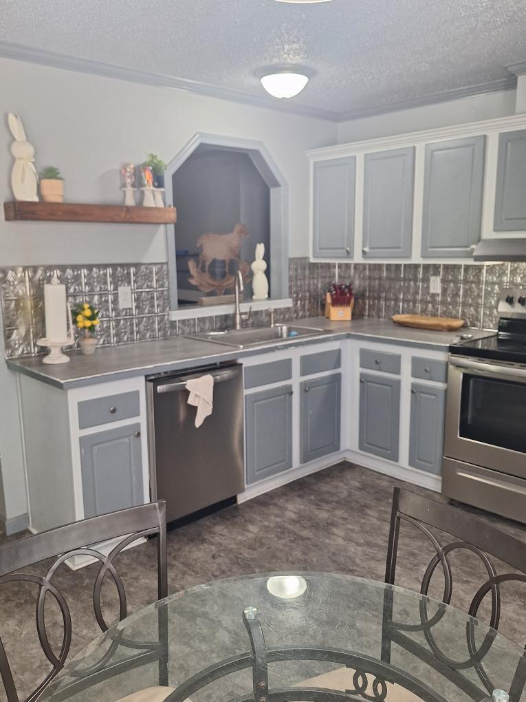 OAKWOOD LAKES ESTATES UNIT 7 - Residential