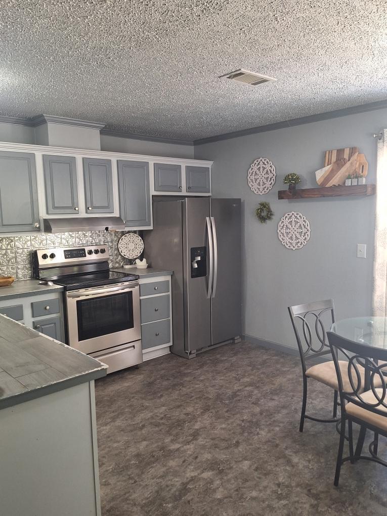 OAKWOOD LAKES ESTATES UNIT 7 - Residential