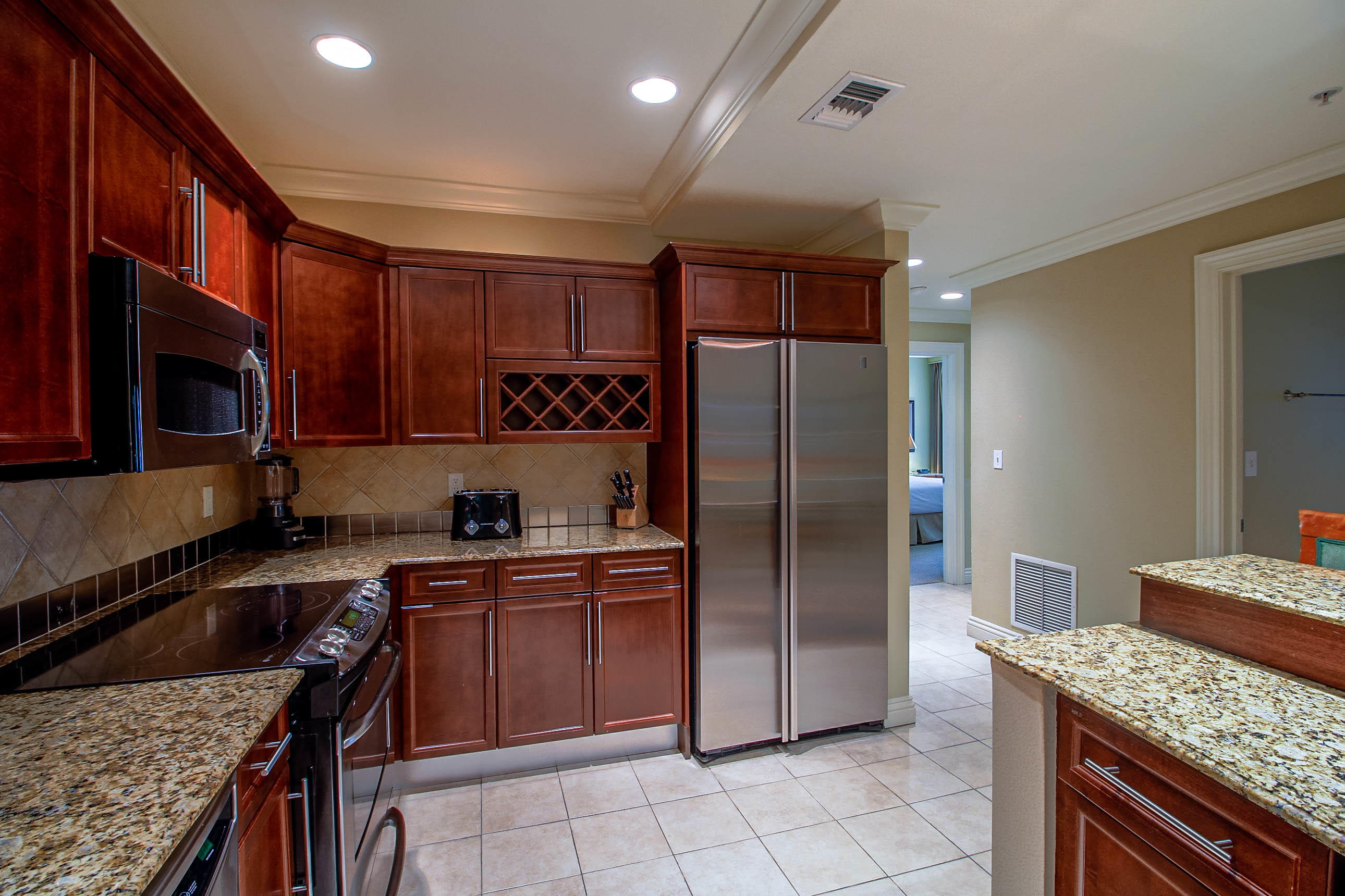 EMERALD GRANDE - Residential