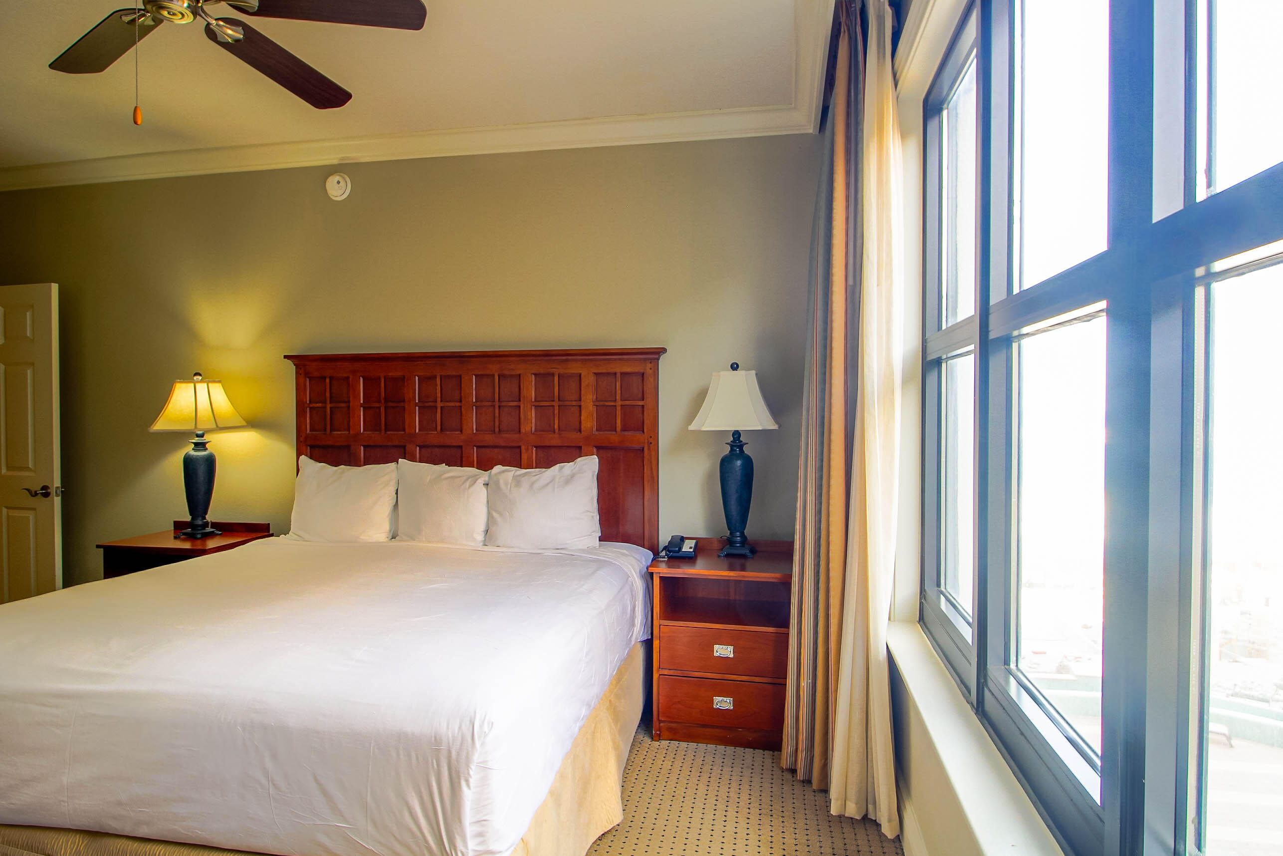 EMERALD GRANDE - Residential