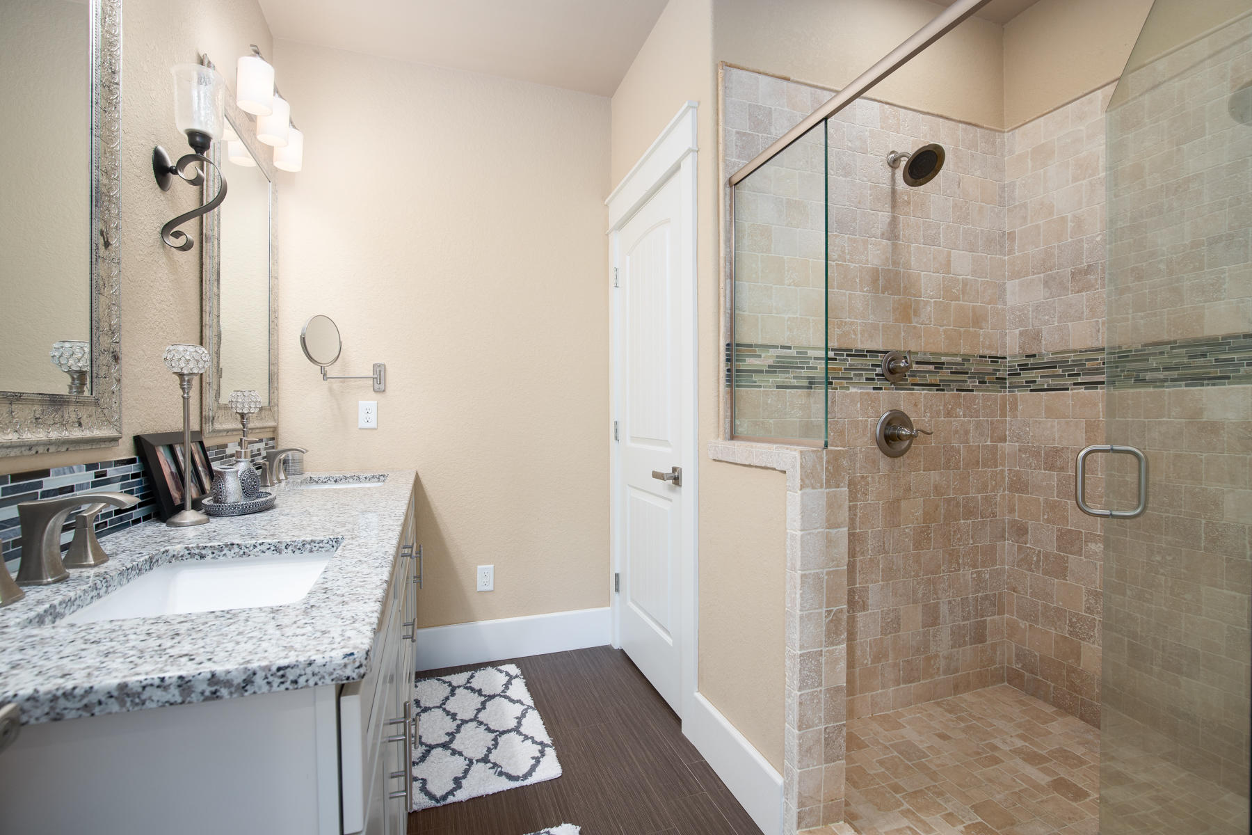 SHADOW PINES - Residential