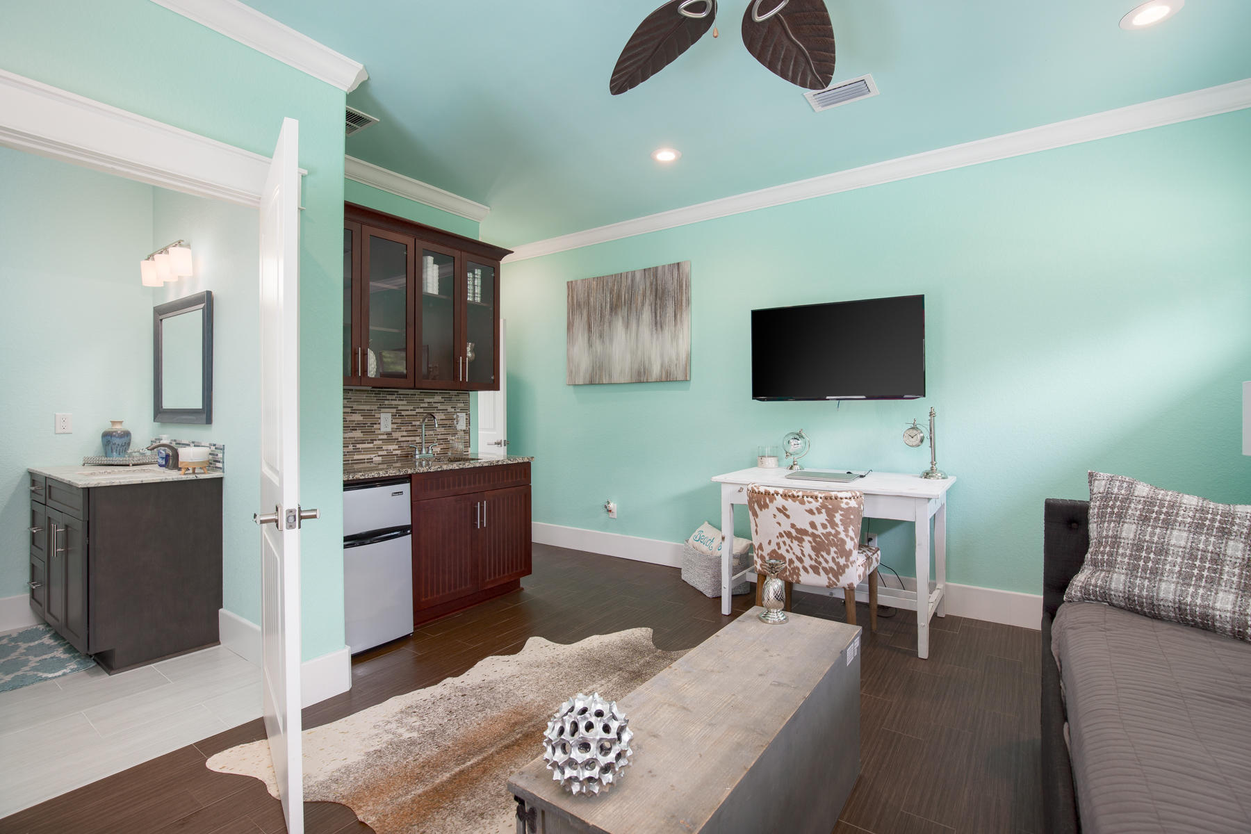 SHADOW PINES - Residential