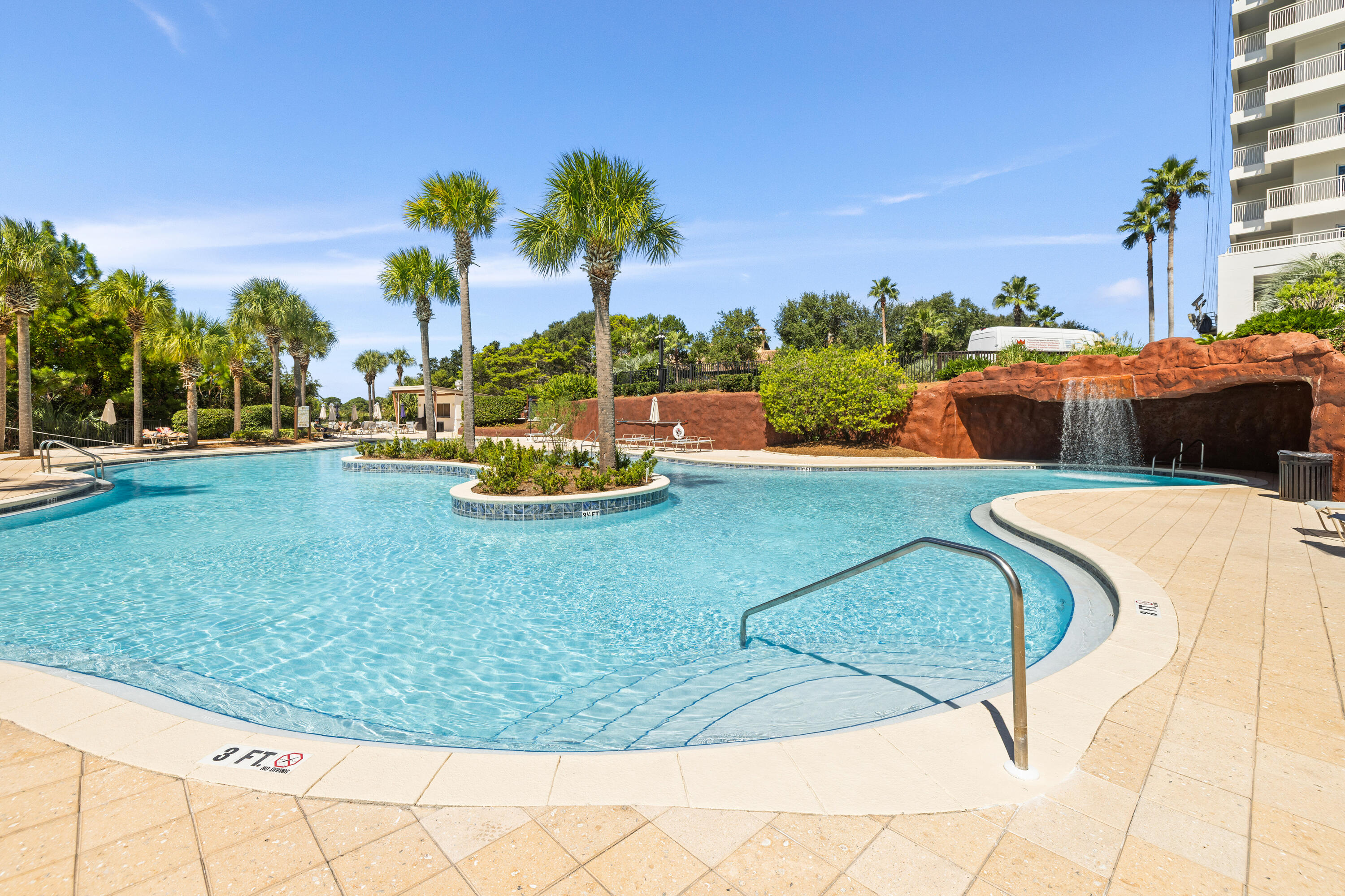 LUAU II - Residential