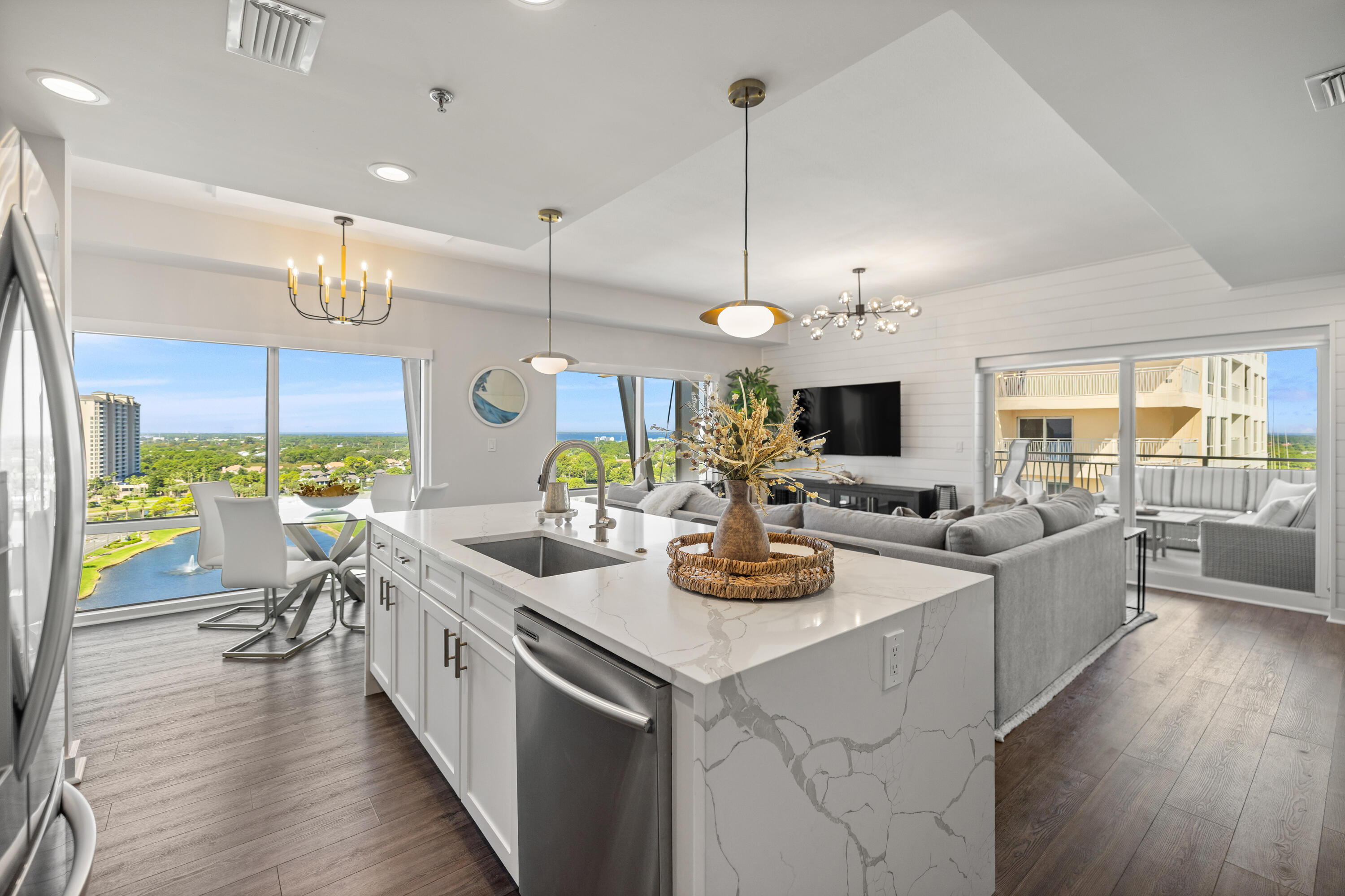 LUAU II - Residential
