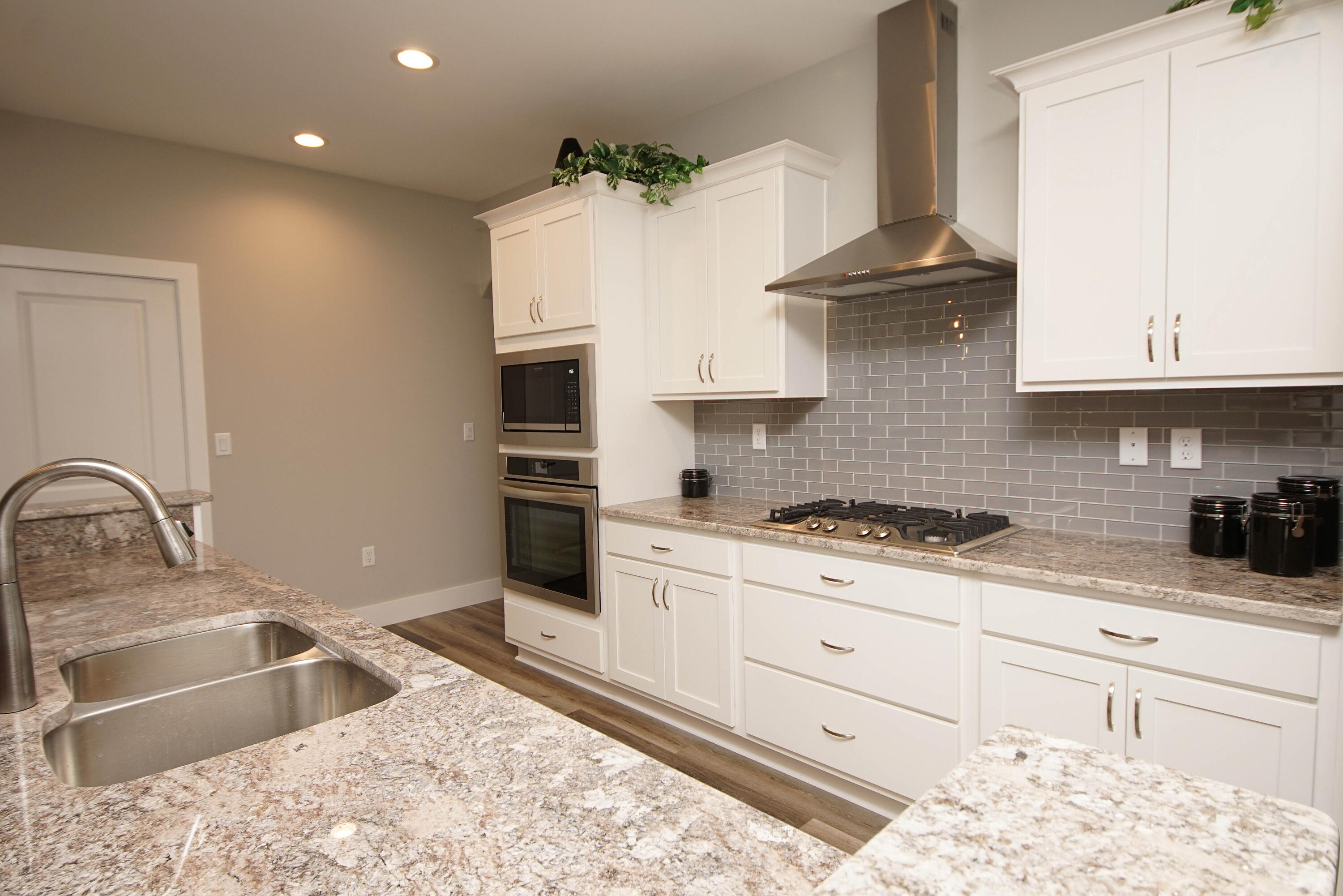 BLUEWATER COMMON - Residential