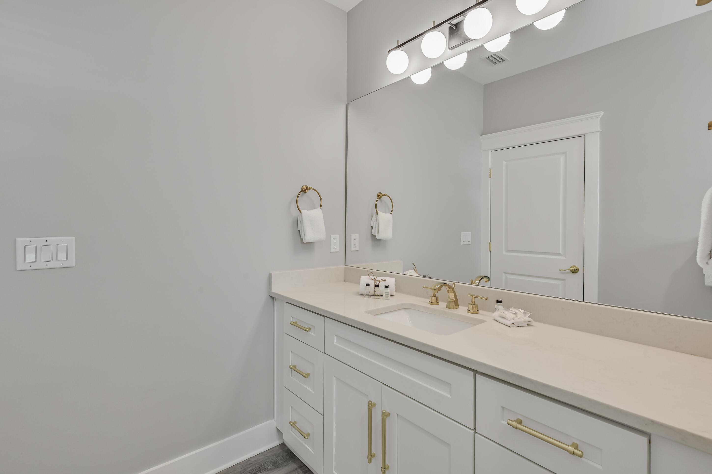 SEACREST - Residential