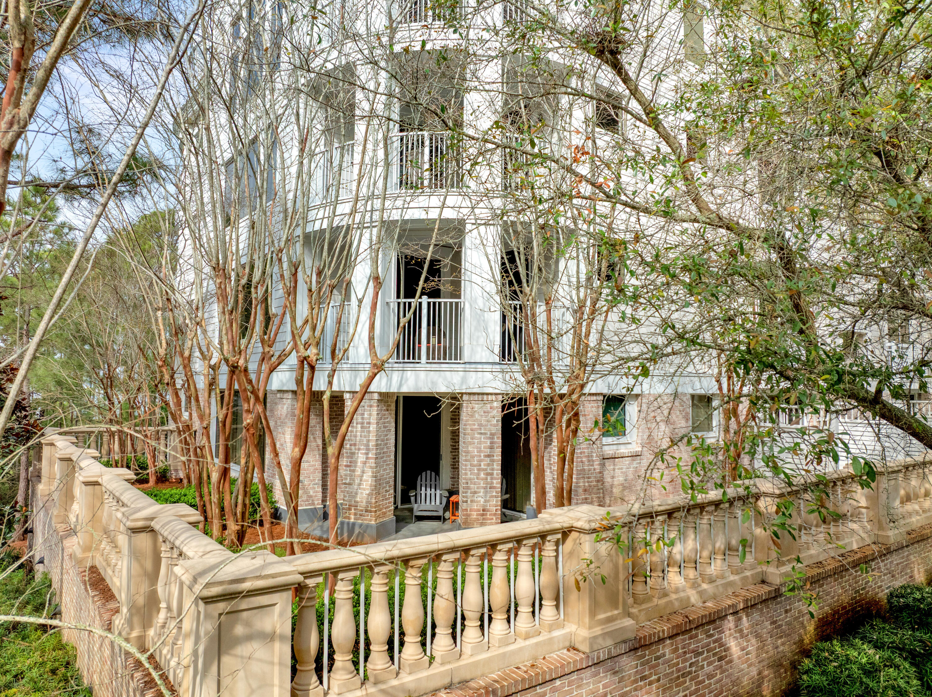 BAHIA CONDO - Residential