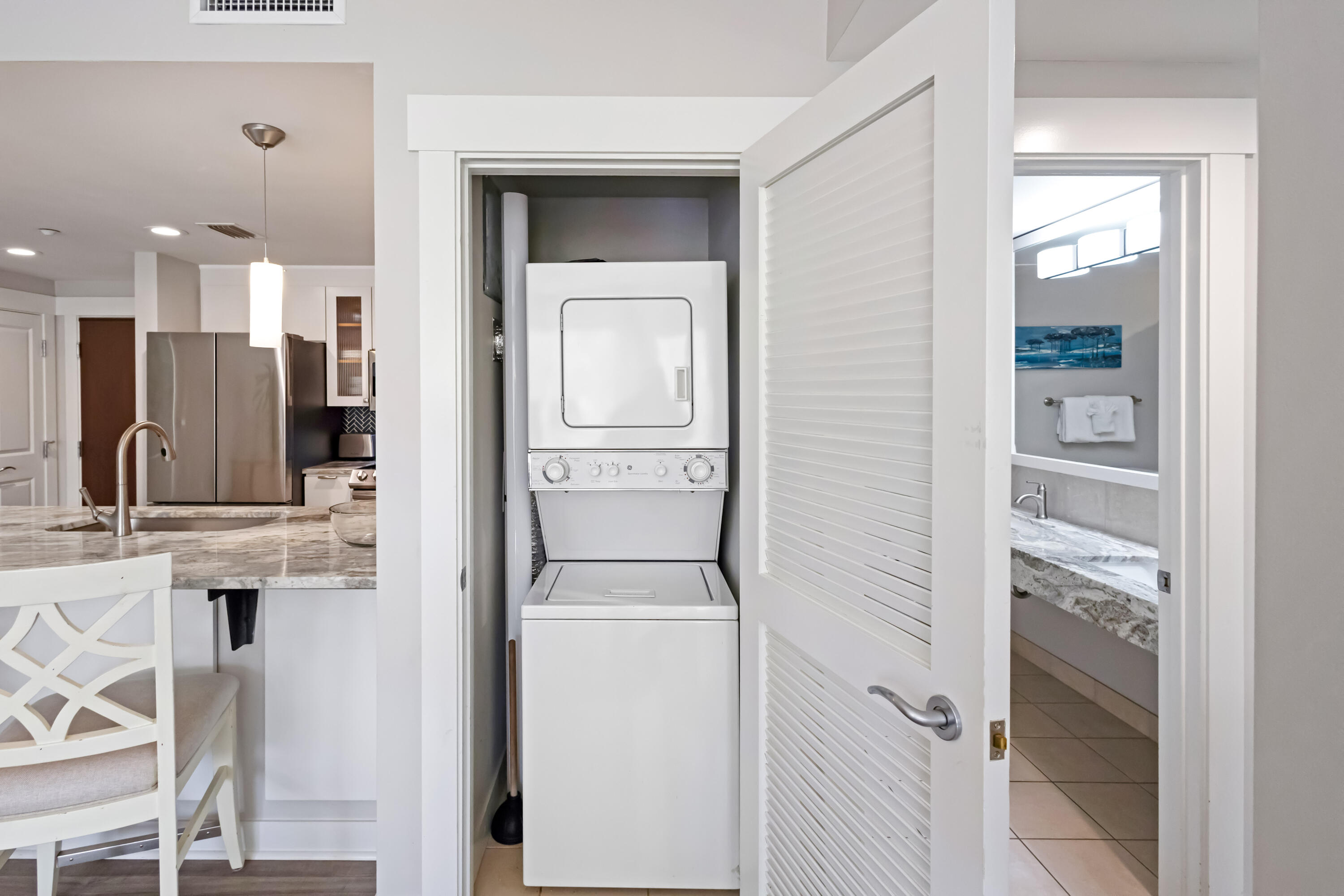 BAHIA CONDO - Residential